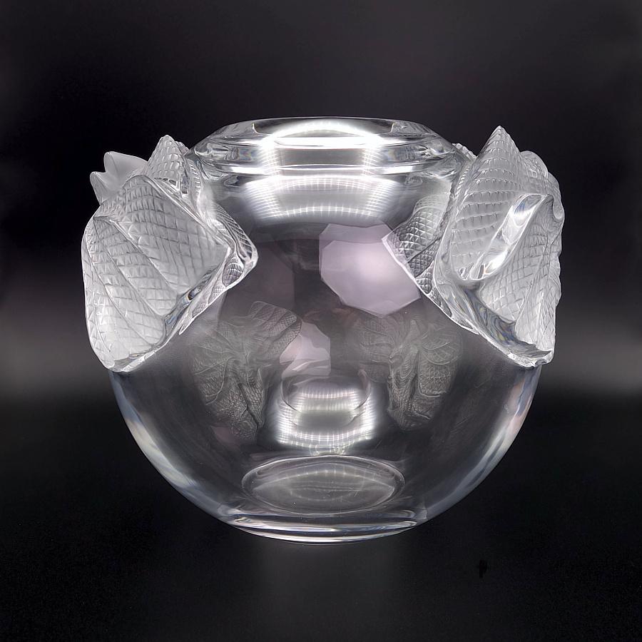 Autre Grand vase Lalique Erimaki en cristal poli et dépoli France en vente