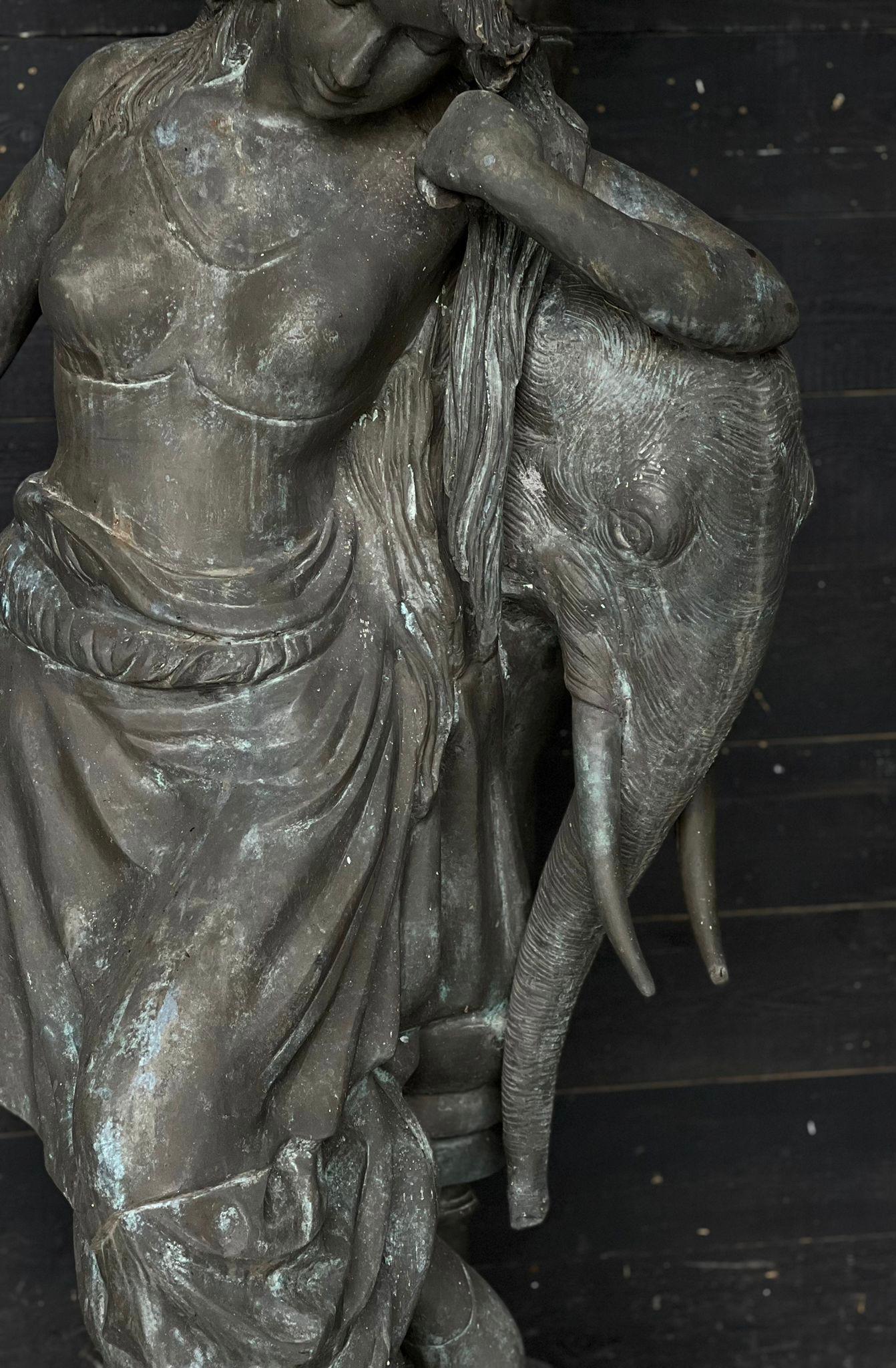 Riesiger lebensgroßer französischer Bronzebrunnen  im Zustand „Gut“ im Angebot in Seaford, GB