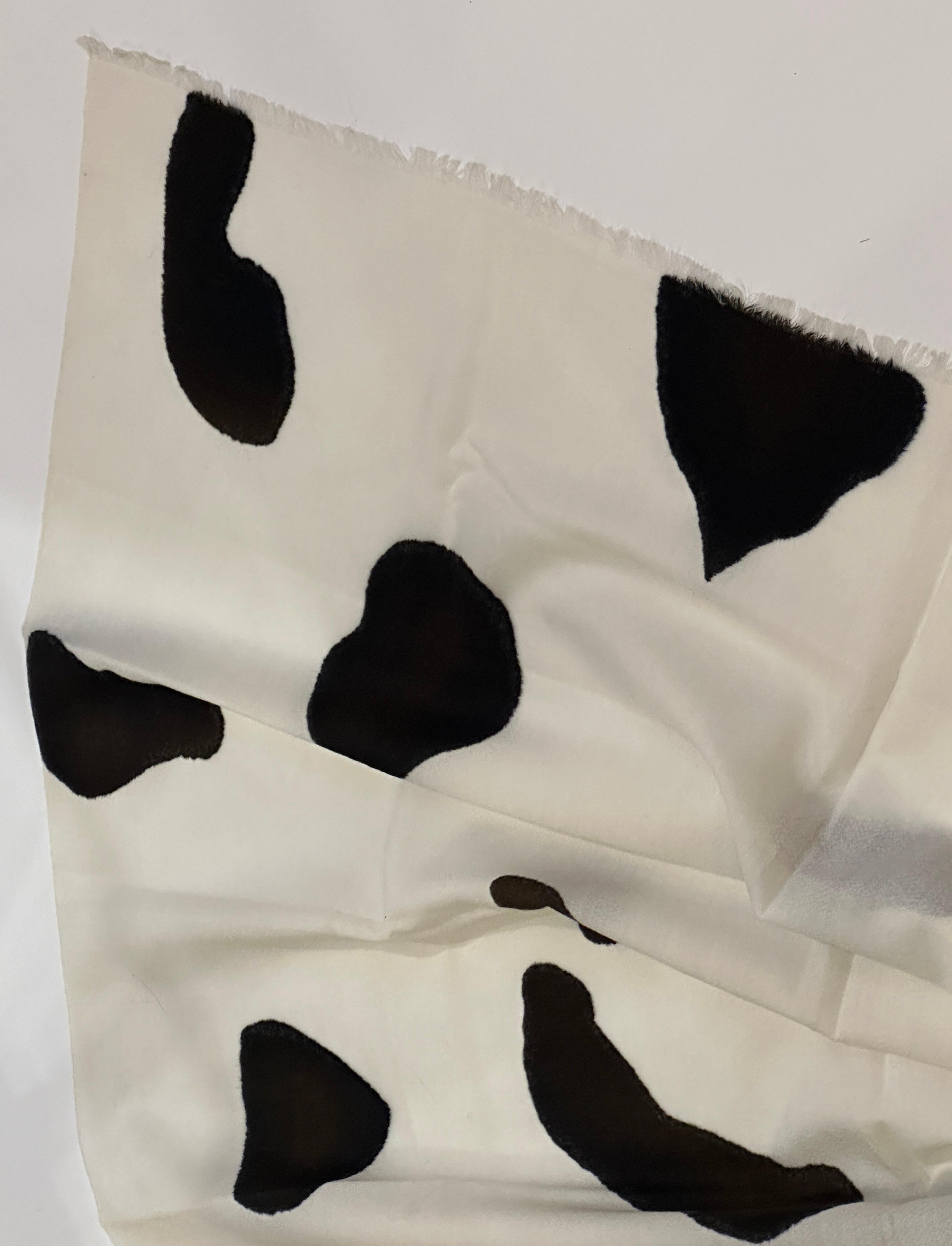 Énorme châle léger à franges en soie et laine Challis ivoire et brun de coco en vente 4