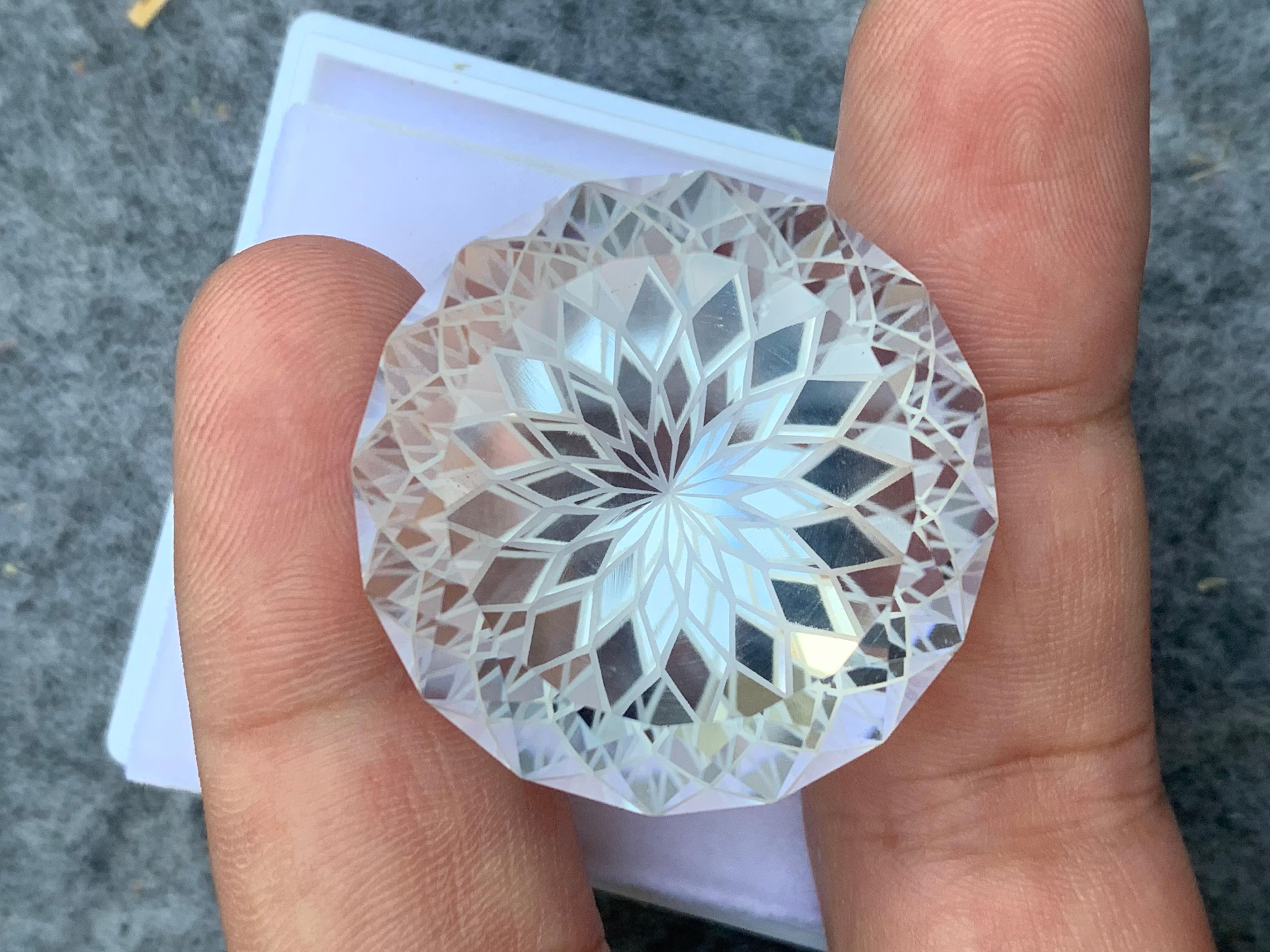 Très grand quartz de cristal naturel transparent non serti de 125,40 carats pour collier de bijoux en vente 5