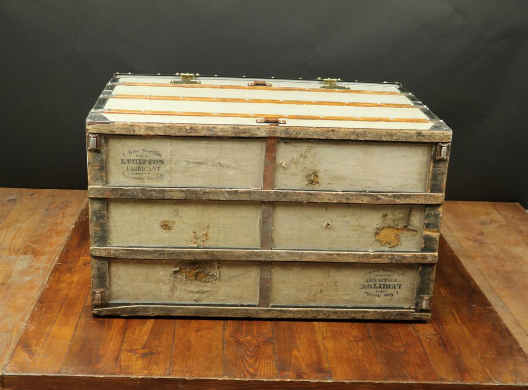 Huge Louis Vuitton Grey Trianon Canvas Trunk, 1880s 1