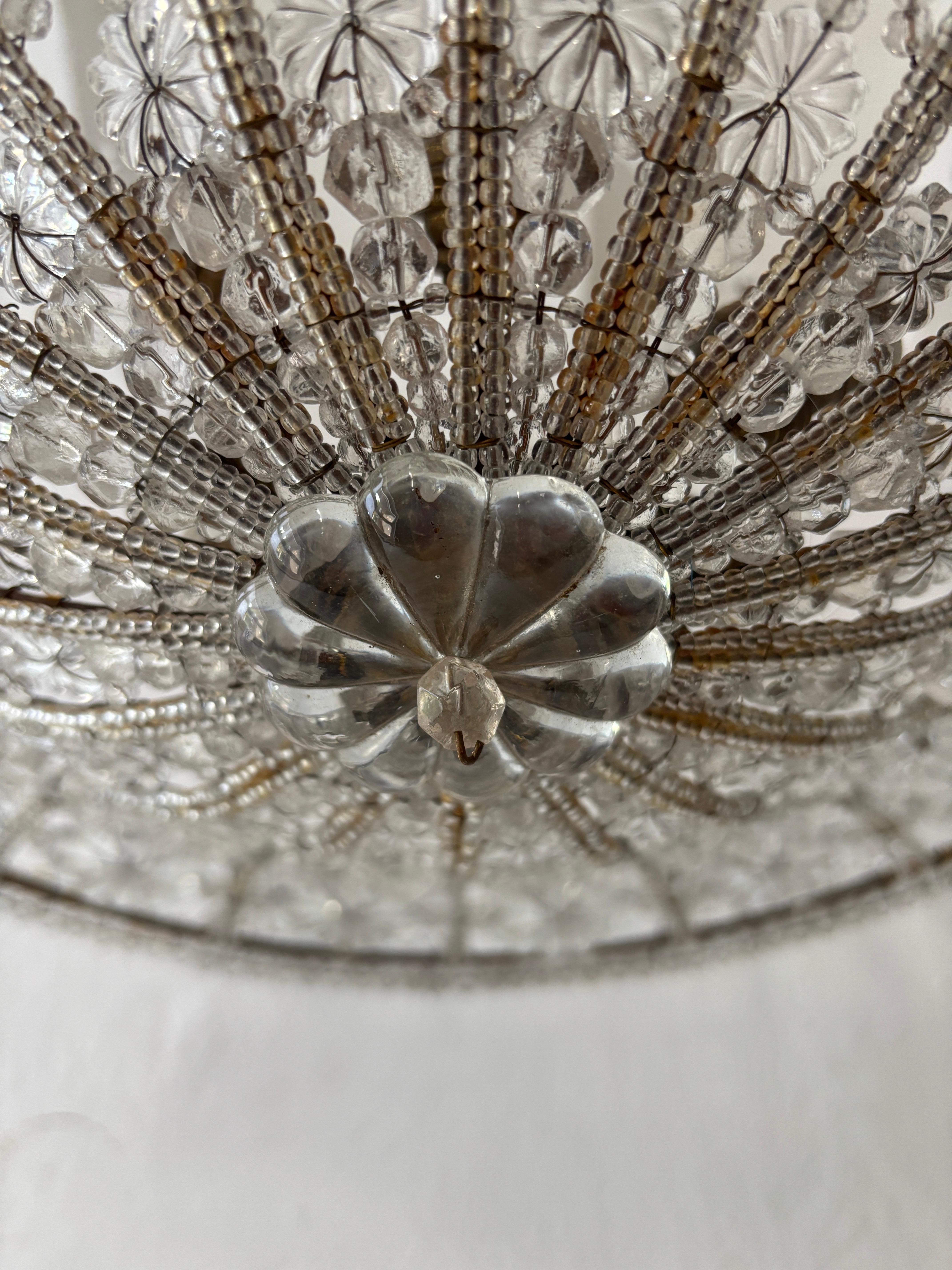 Maison enorme anni '40 Baguès  Lampadario con catene di cristallo con perline RARO in vendita 6