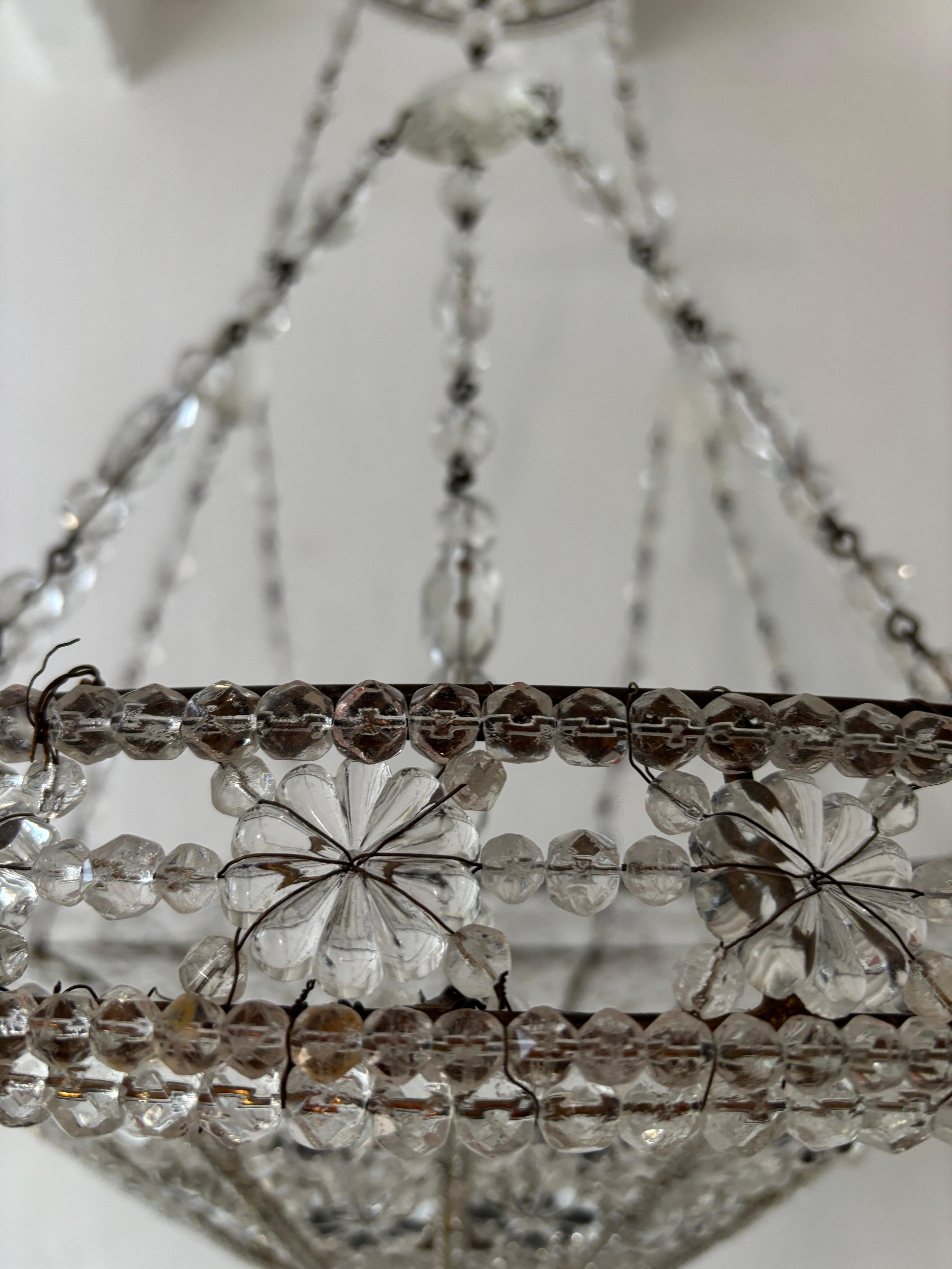 Maison enorme anni '40 Baguès  Lampadario con catene di cristallo con perline RARO In condizioni buone in vendita a Firenze, Toscana