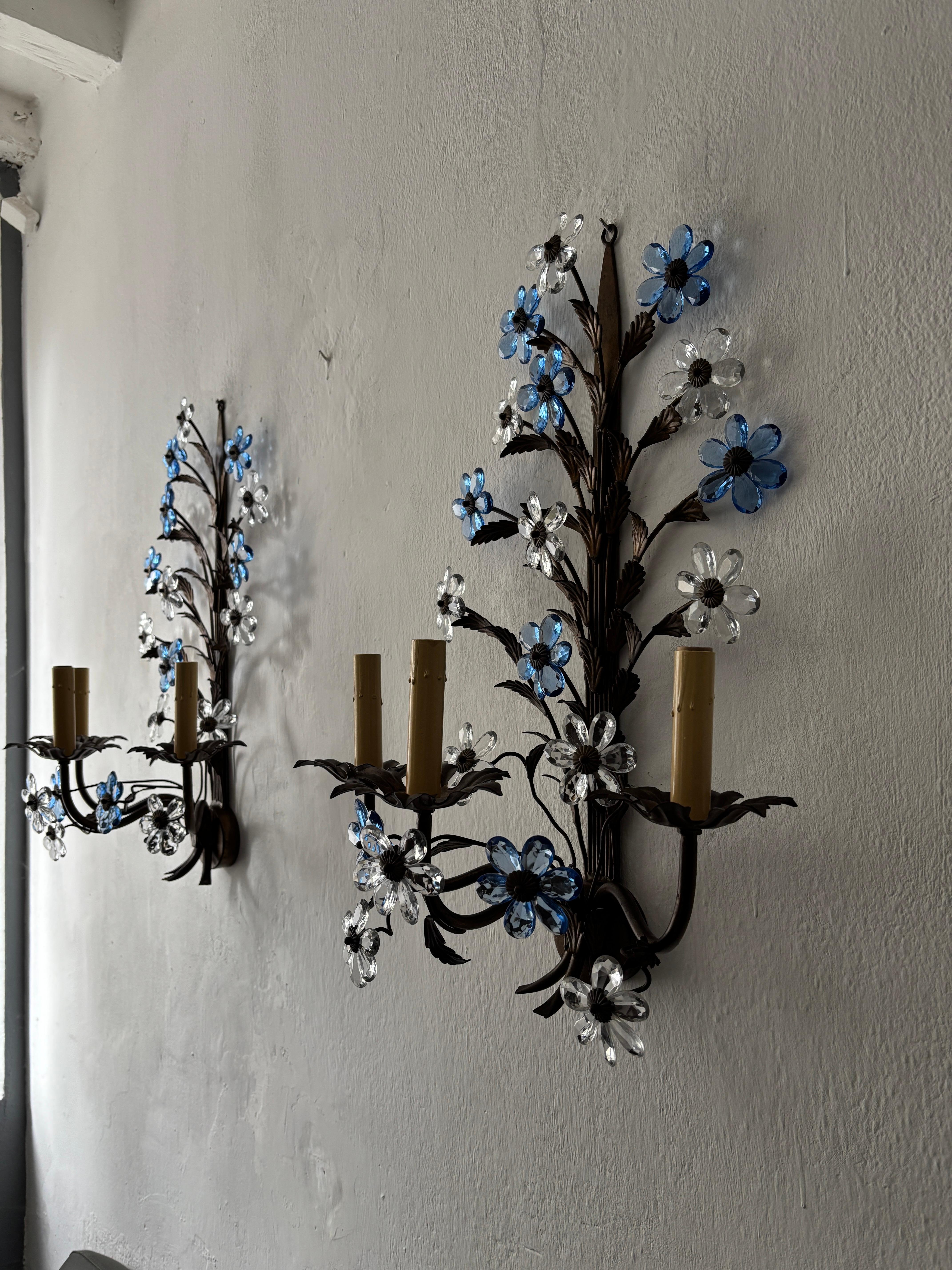 Mid-20th Century Huge Maison Baguès 3 lights Blue Crystal Flowers Tole Leaves Sconces, circa 1950 For Sale