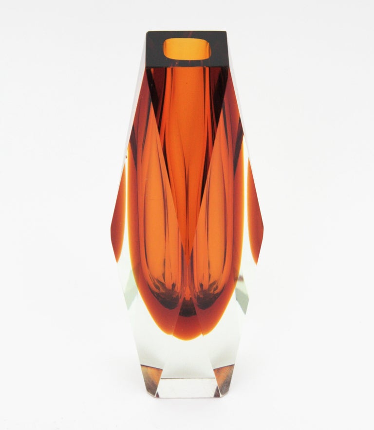 Huge Mandruzzato Murano Faceted Orange Sommerso Glass Vase In Good Condition For Sale In Barcelona, ES