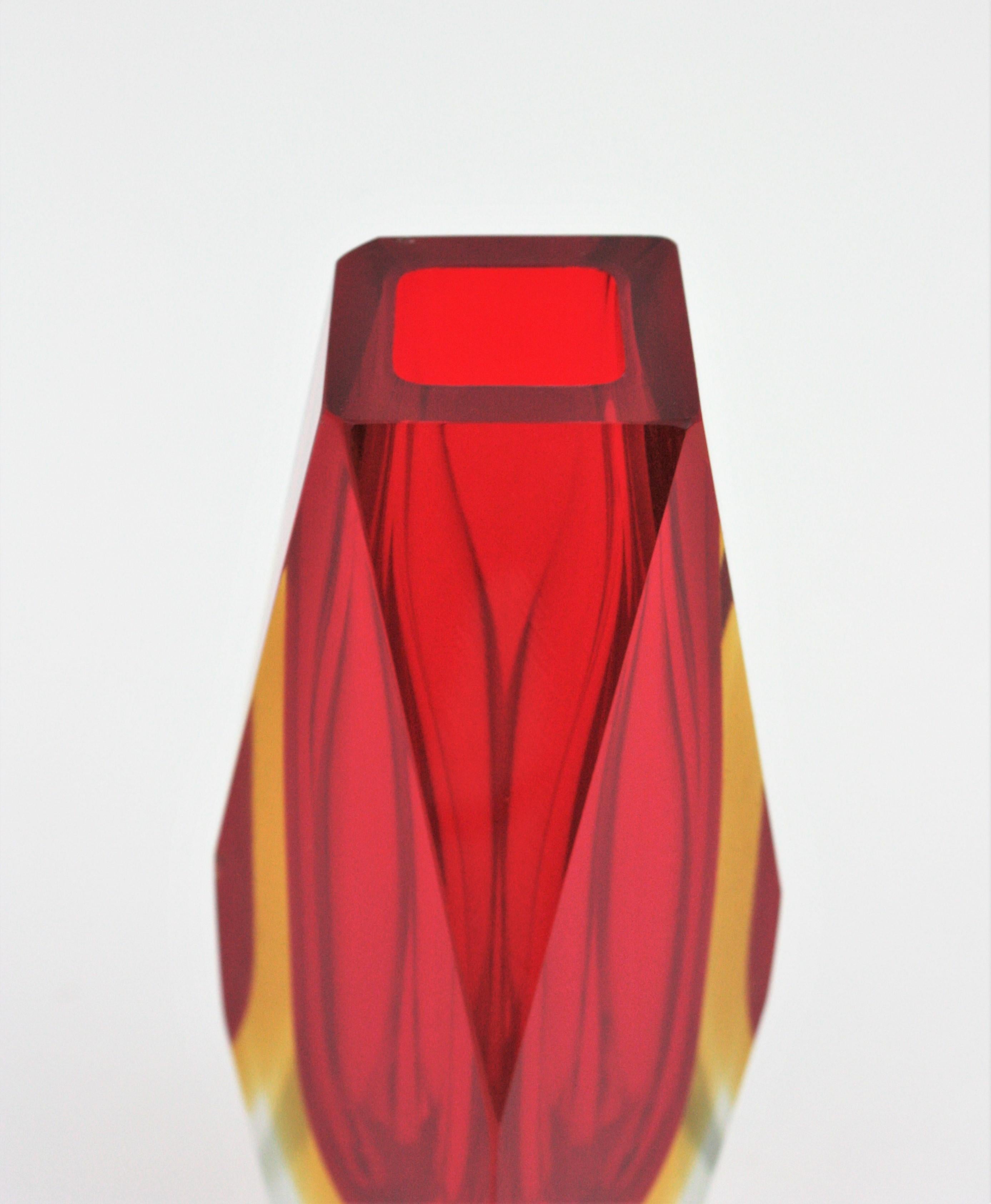 Huge Mandruzzato Murano Faceted Sommerso Red and Yellow Art Glass Vase 3
