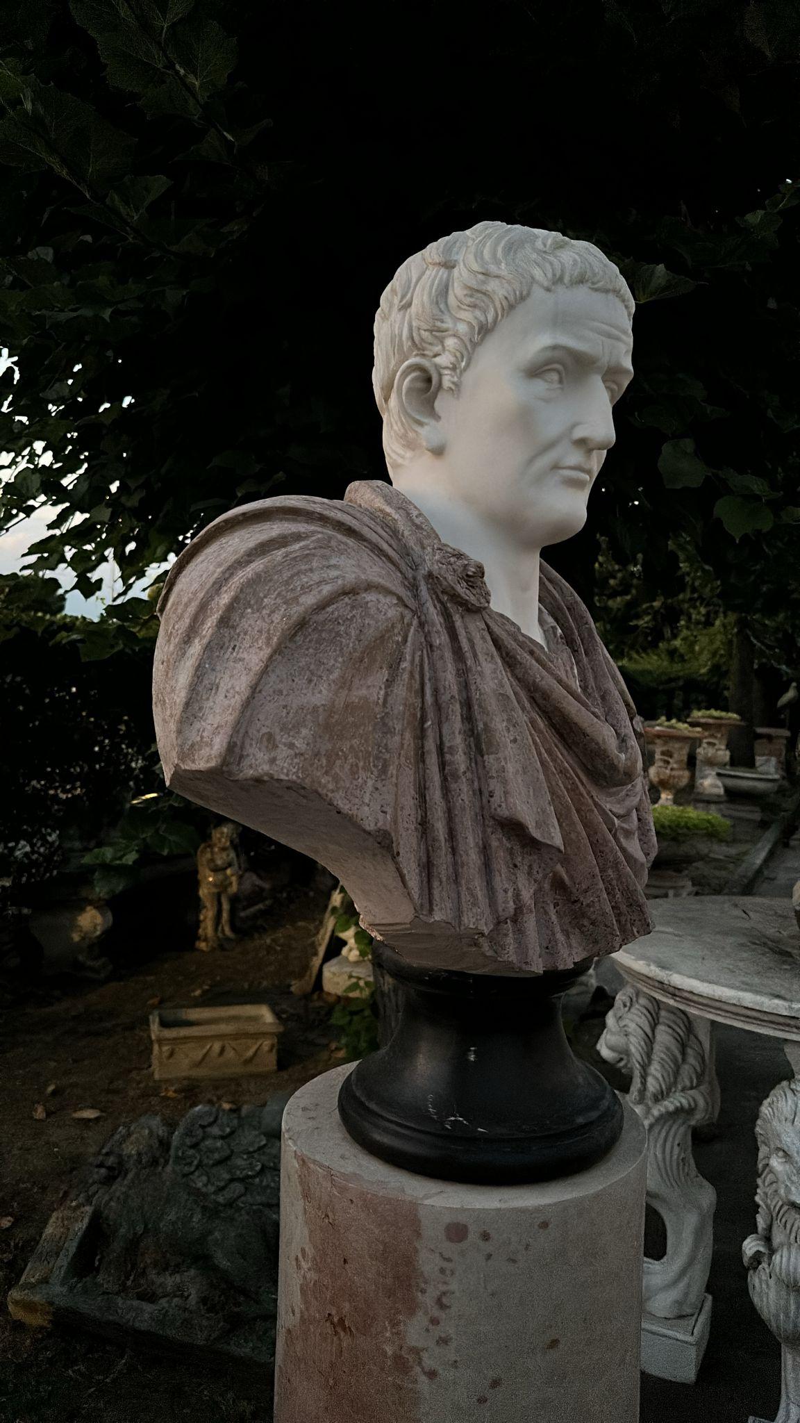 Enorme  Busto in marmo di un imperatore romano 95 cm in vendita 6