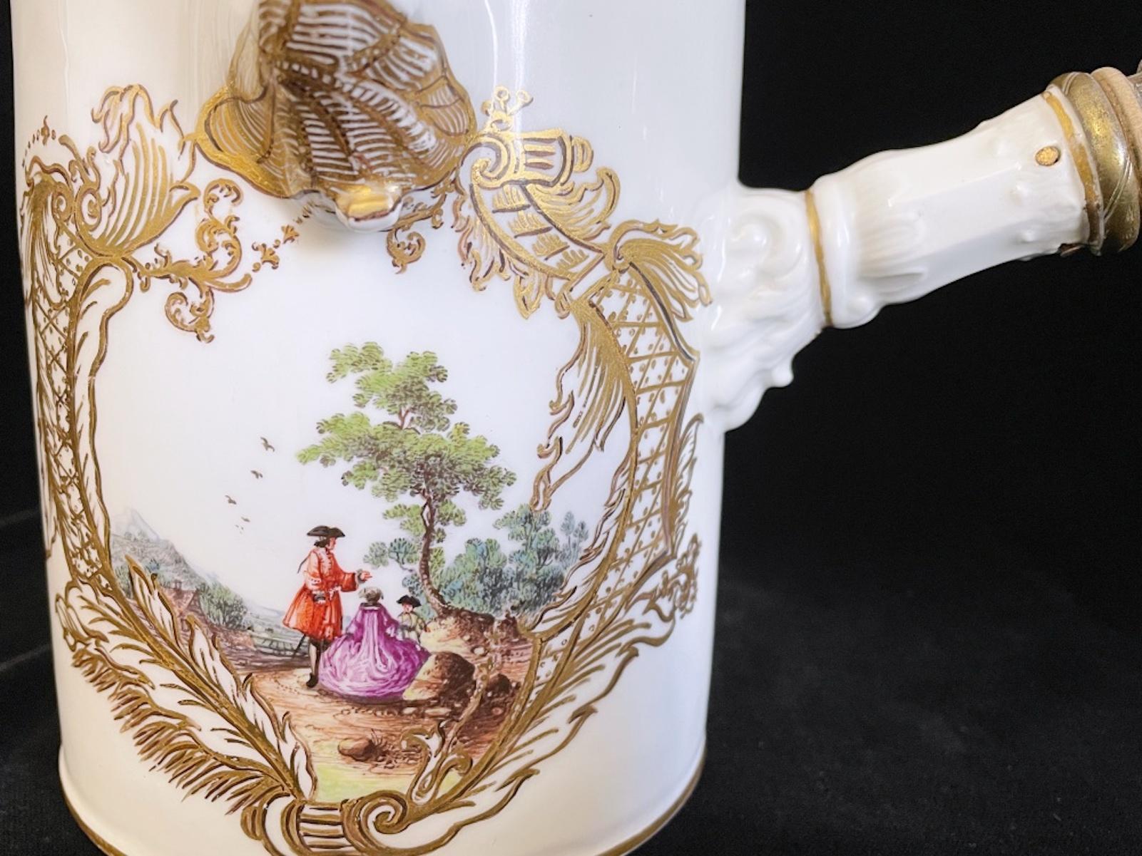 Huge Meissen Chocolatiere with Rich Gilding and Landscapes, 1750 For Sale 8