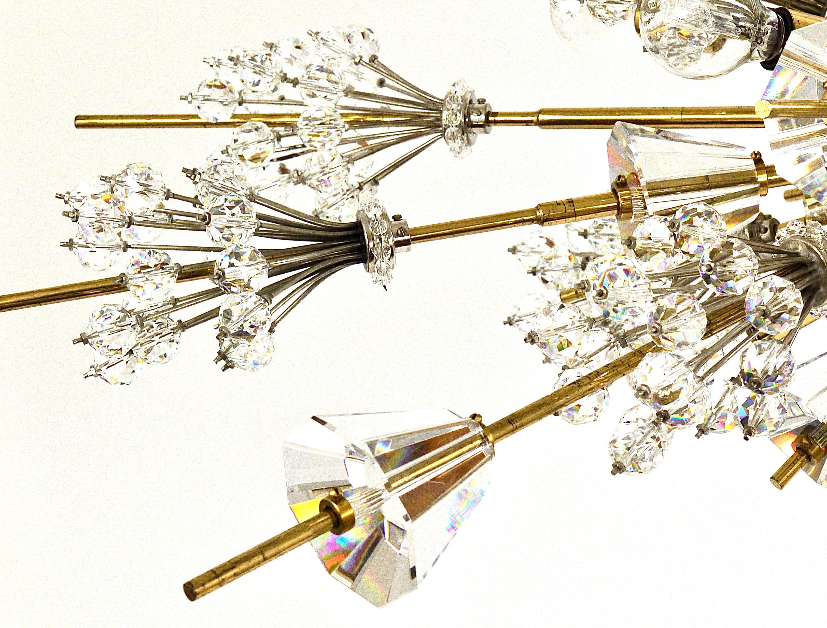 Énorme lustre Met Sputnik en cristal du Metropolitan Opera par Lobmeyr Vienne:: années 1960 9