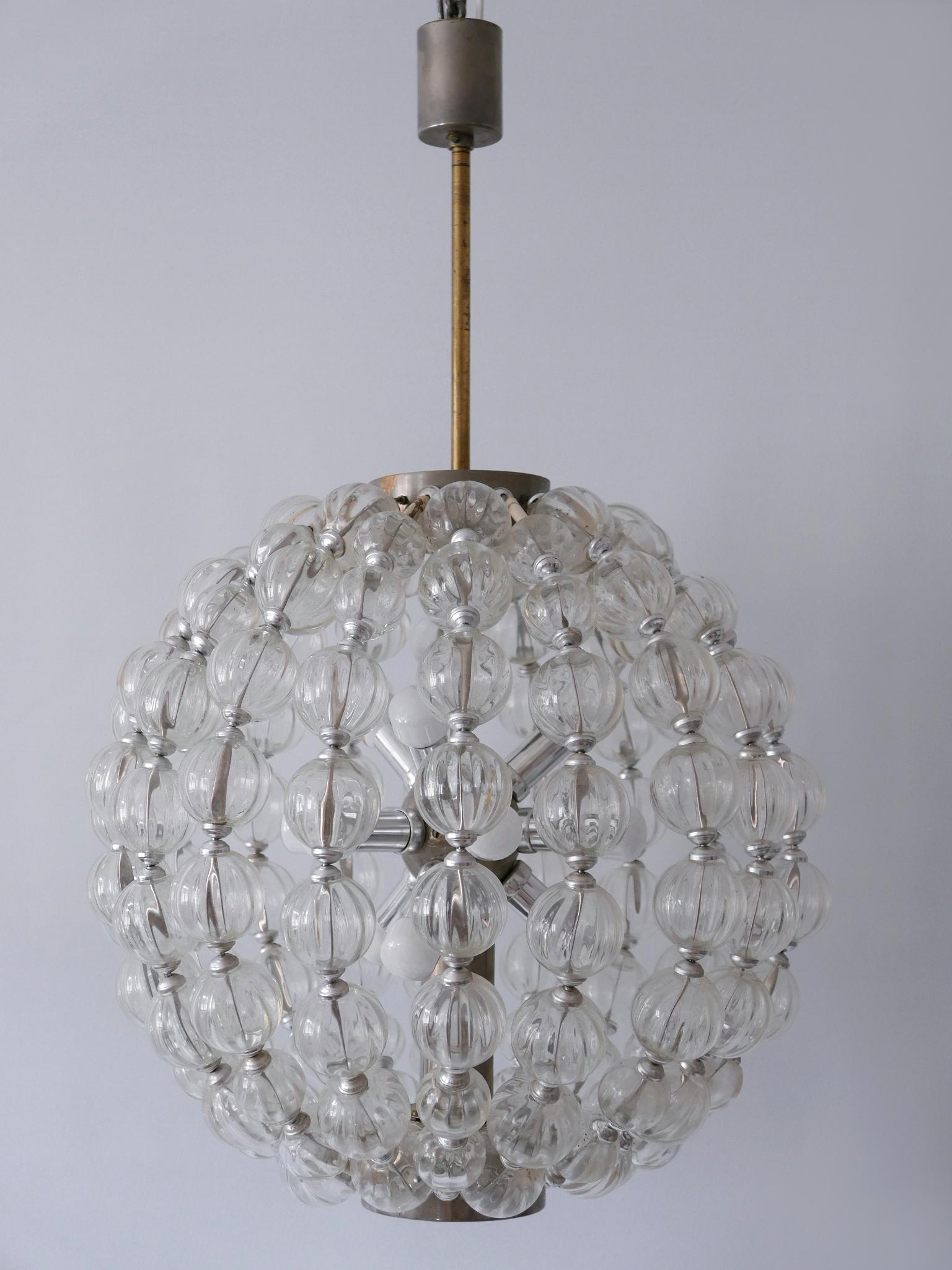 Allemand Très grand lustre ou lampe à suspension Spoutnik en verre à 13 branches, de style moderne du milieu du siècle, années 1960 en vente