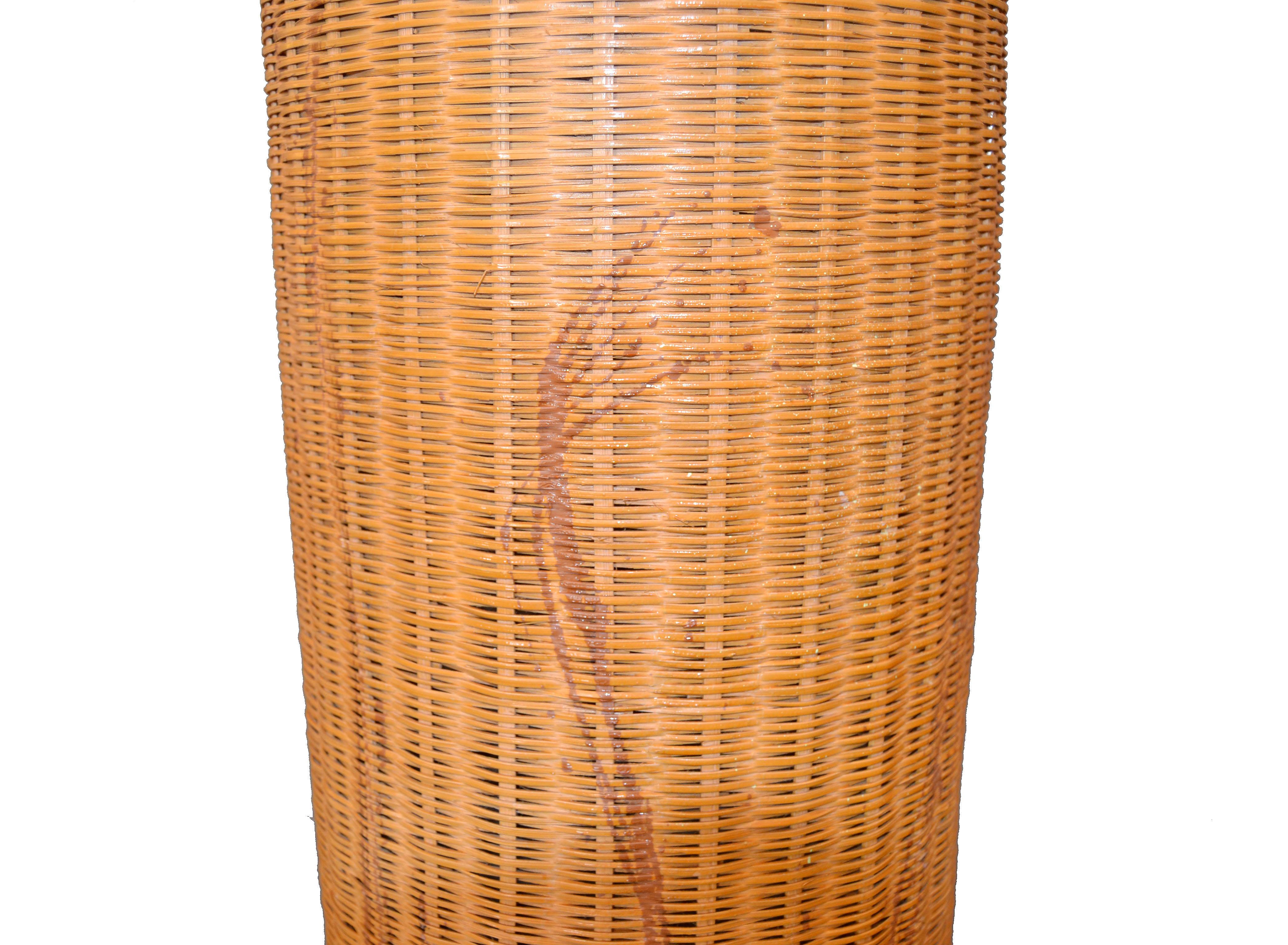 Huge Boho Chic Mid-Century Modern Handwoven Wicker Rattan Cone Shade In Good Condition For Sale In Miami, FL