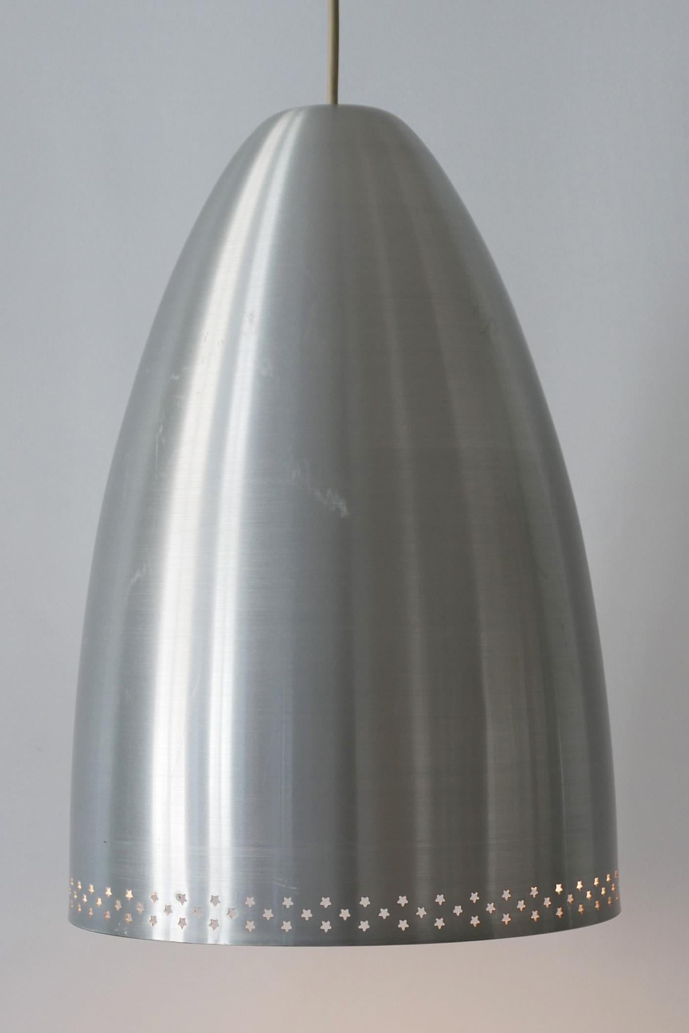 Große Pendelleuchten aus perforiertem massivem Aluminium, Mid-Century Modern, Deutschland 1970er Jahre im Angebot 2