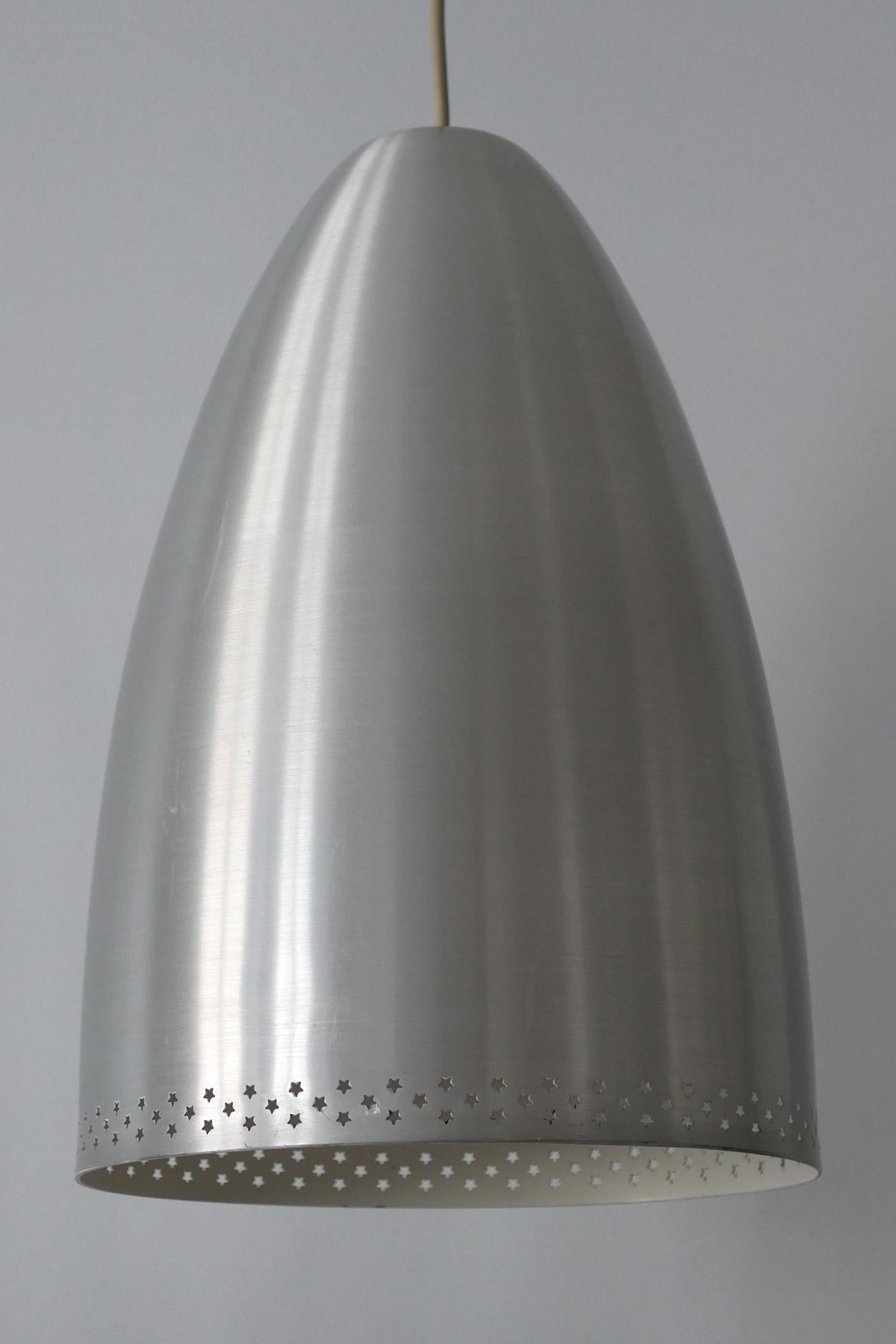 Große Pendelleuchten aus perforiertem massivem Aluminium, Mid-Century Modern, Deutschland 1970er Jahre im Angebot 3