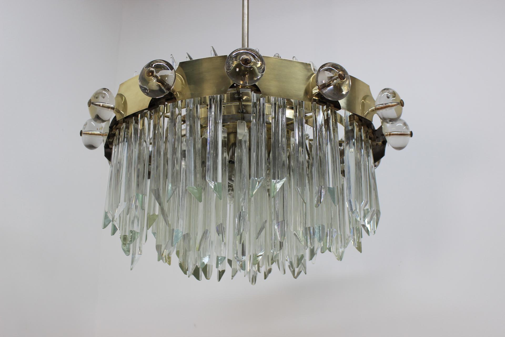 Huge Mid Century Ring Crystal Chandelier, Bakalowits, Lobmeyr, 1950s.  For Sale 2