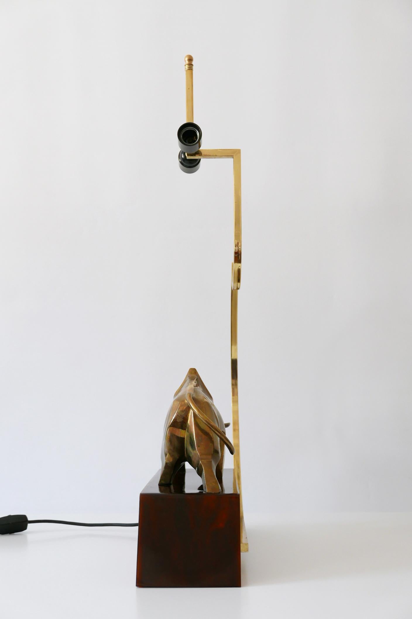 Huge Modernist Brass Light Object or Table Lamp Bull by D. Delo for Pragos Italy For Sale 6