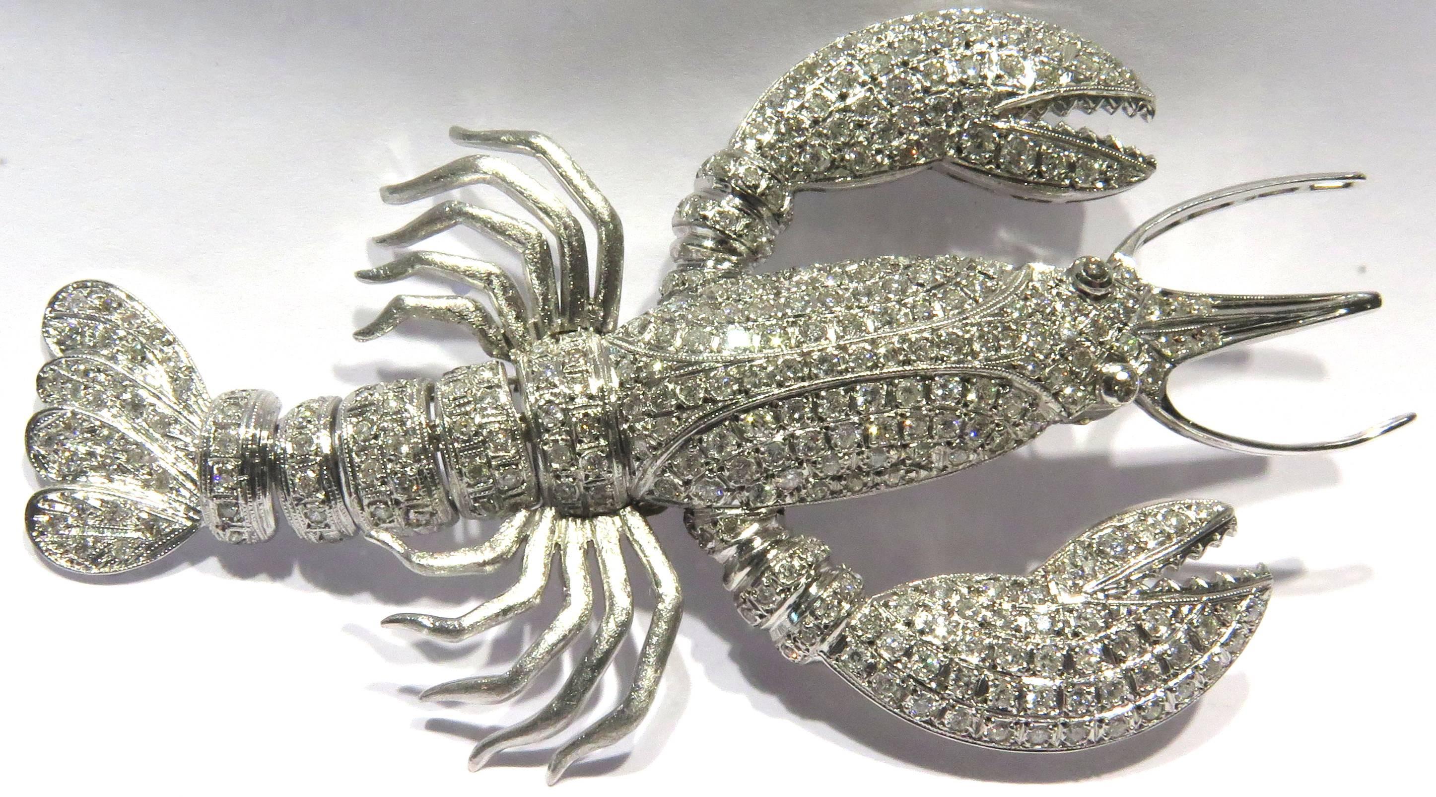 Huge Movable Diamond Lobster White Gold Pin In Excellent Condition For Sale In Palm Beach, FL