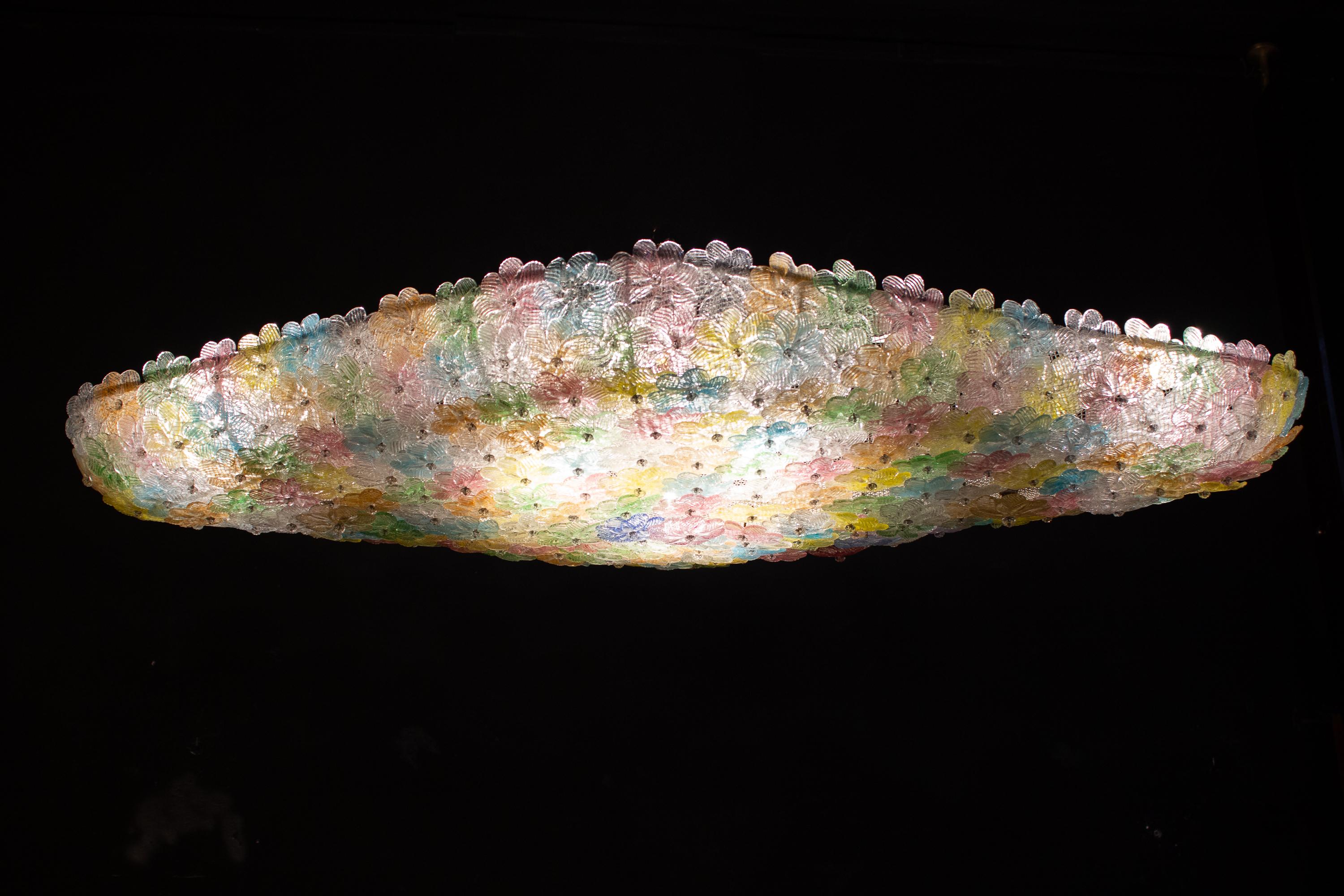 Huge Multi-Color Venetian Flower Glass Ceiling Light Attr. to Barovier&Toso 1960 For Sale 2