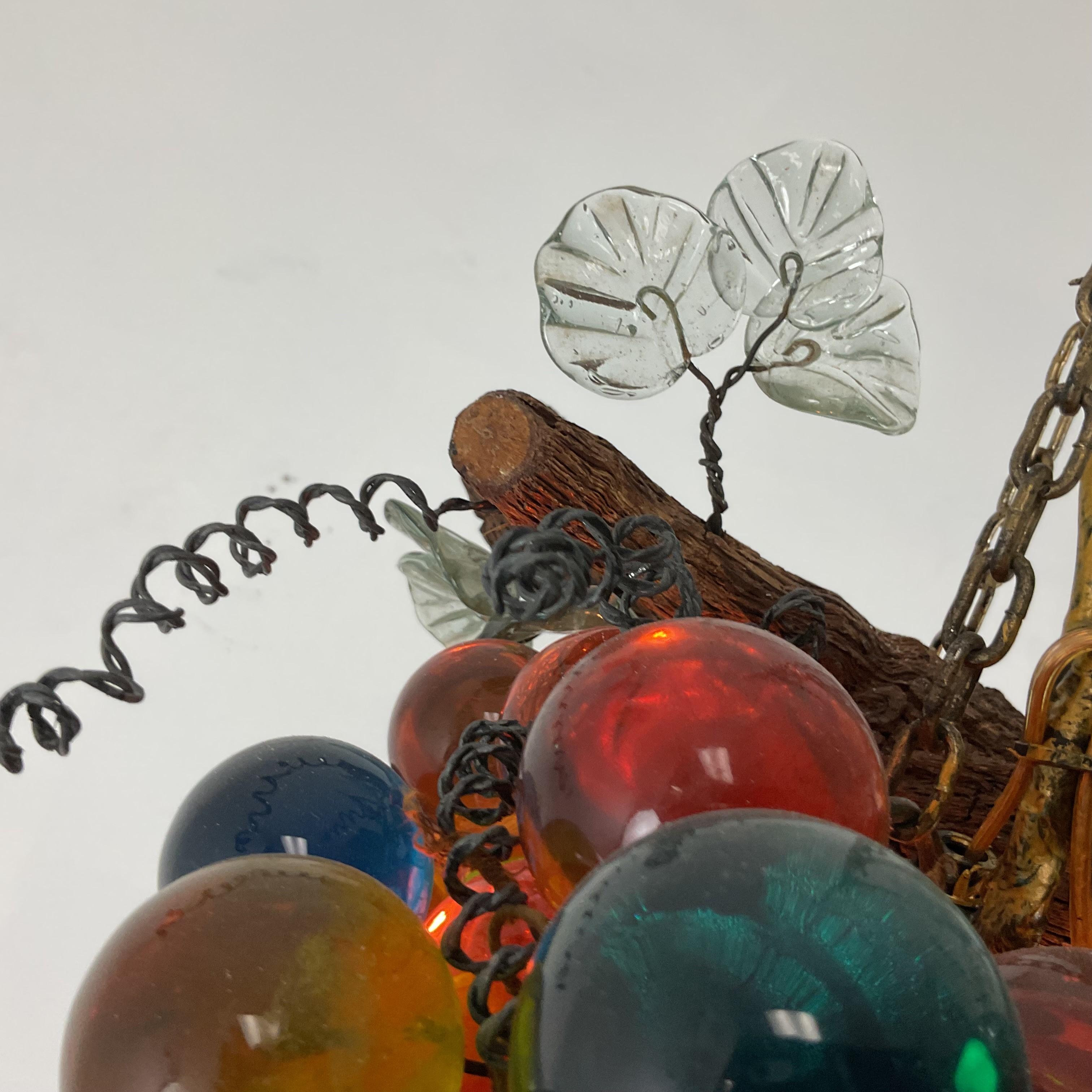 Enorme lampadario a forma di uva in lucite multicolore in vendita 3