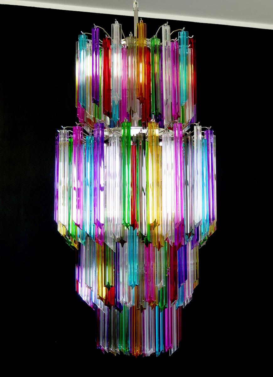 Huge Murano chandelier multicolor quadriedri – 242 prism - Mariangela model For Sale 3