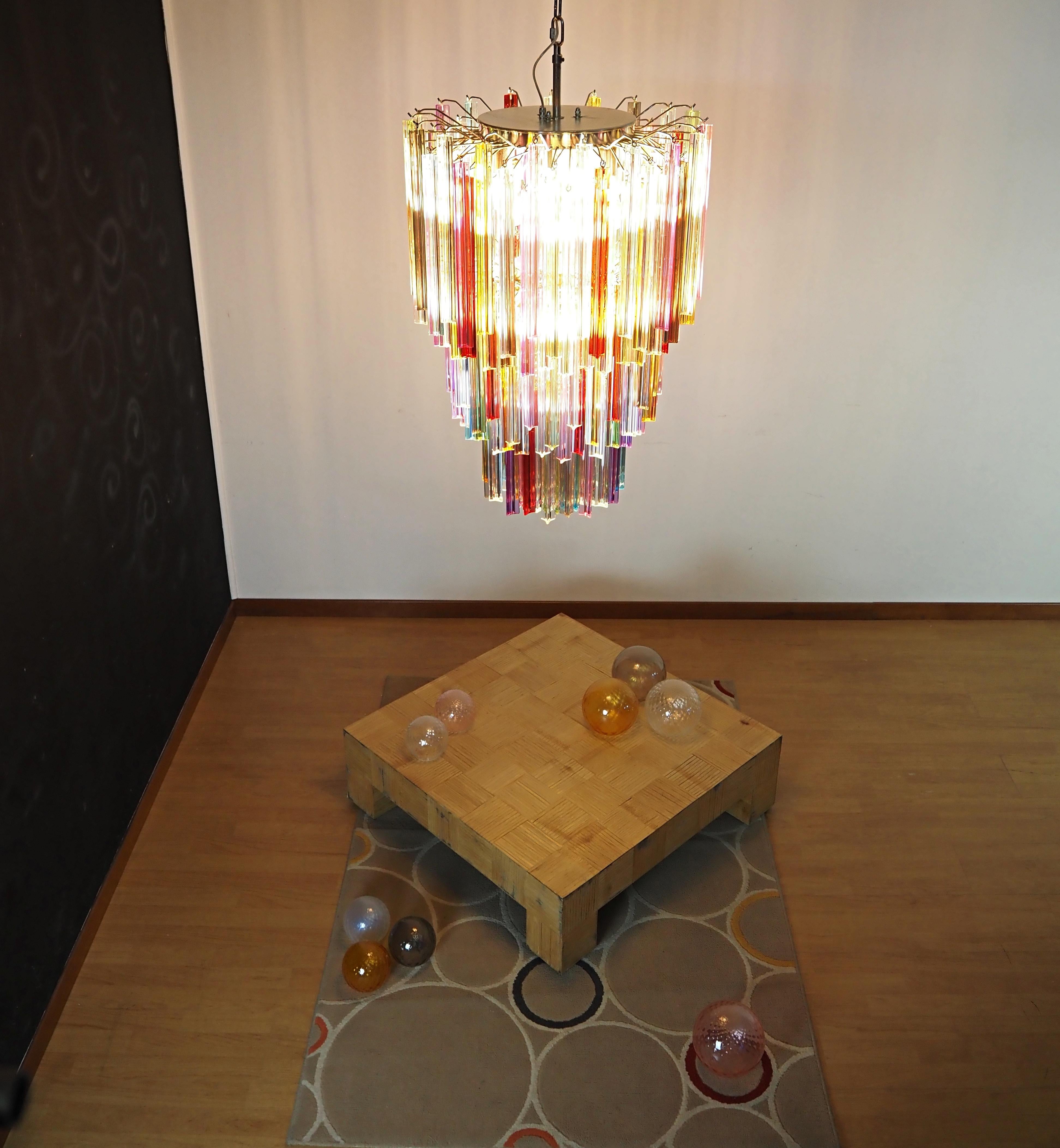 Huge Murano chandelier multicolor triedri – 187 prism - Mariangela model For Sale 9