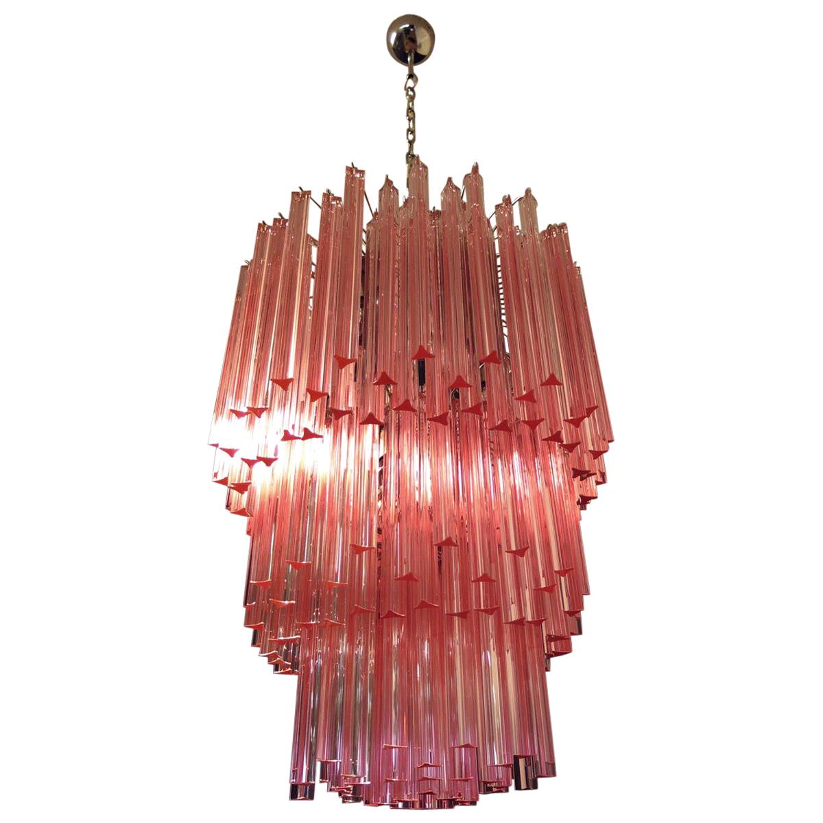 Énorme lustre de Murano Triedri rose:: 184 prisme:: modèle Mariangela