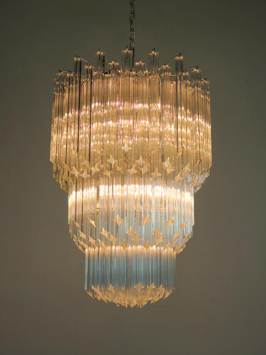 Mid-Century moderno Enorme lampadario di Murano Trasparente Quadriedri, 182 Prisma, Modello Elena in vendita