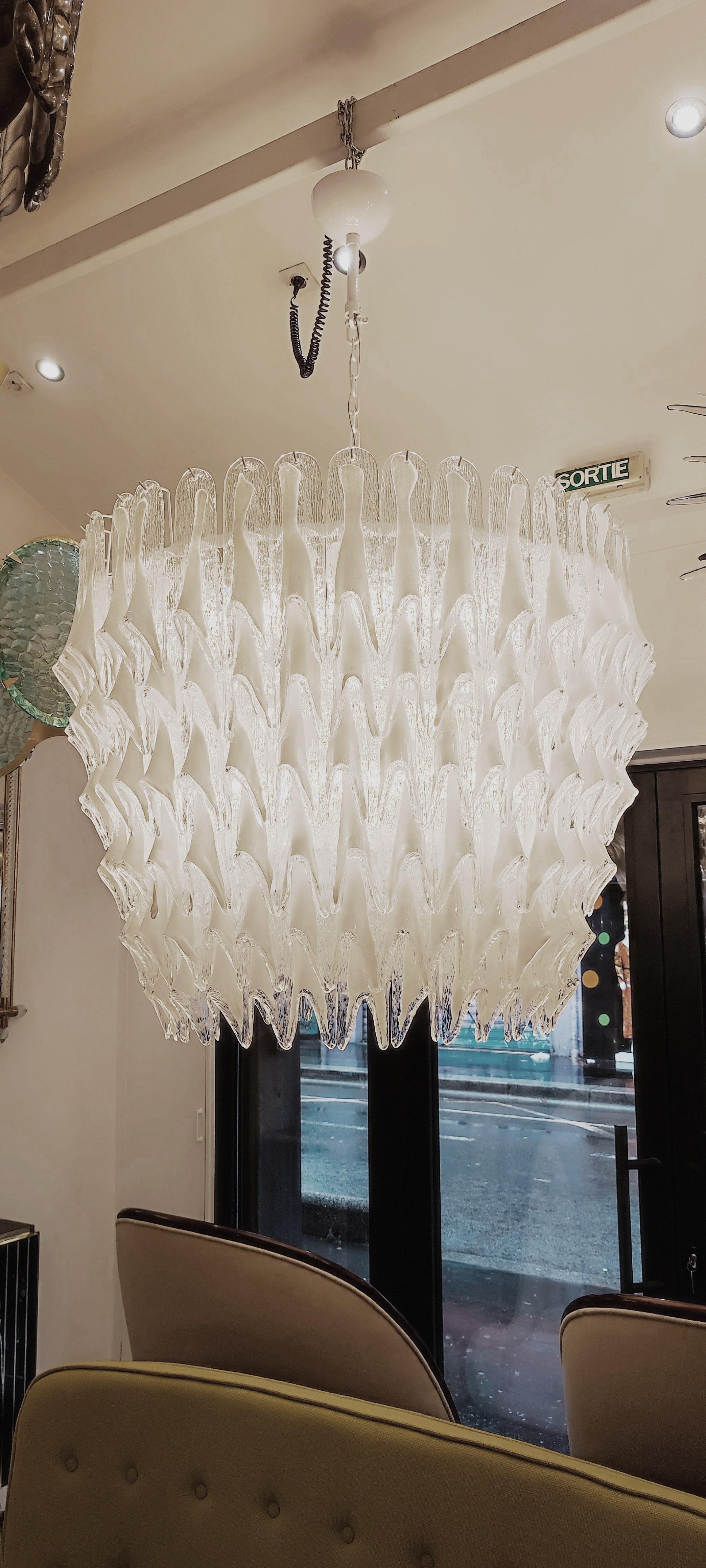 Großer Kronleuchter aus Murano-Glas im Angebot 6