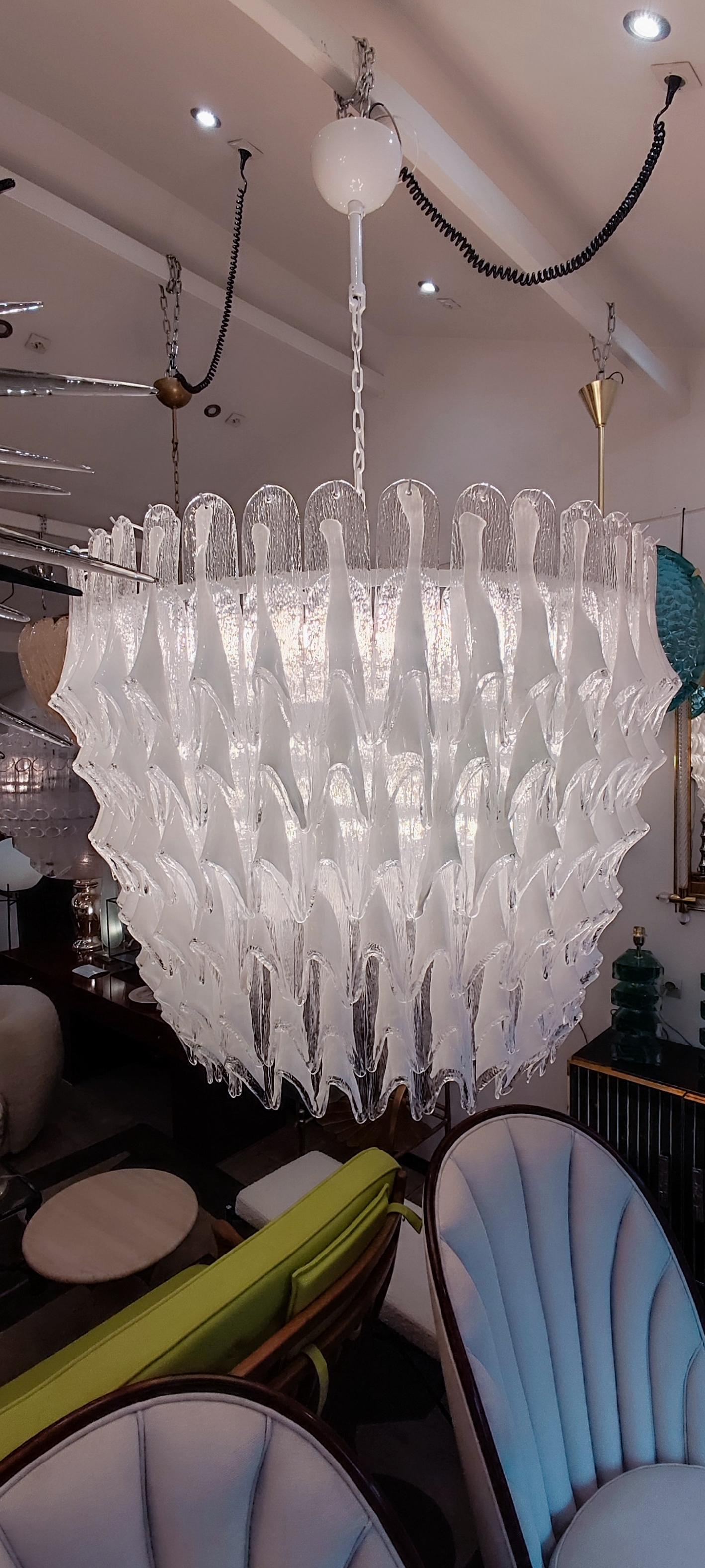 Großer Kronleuchter aus Murano-Glas im Angebot 2