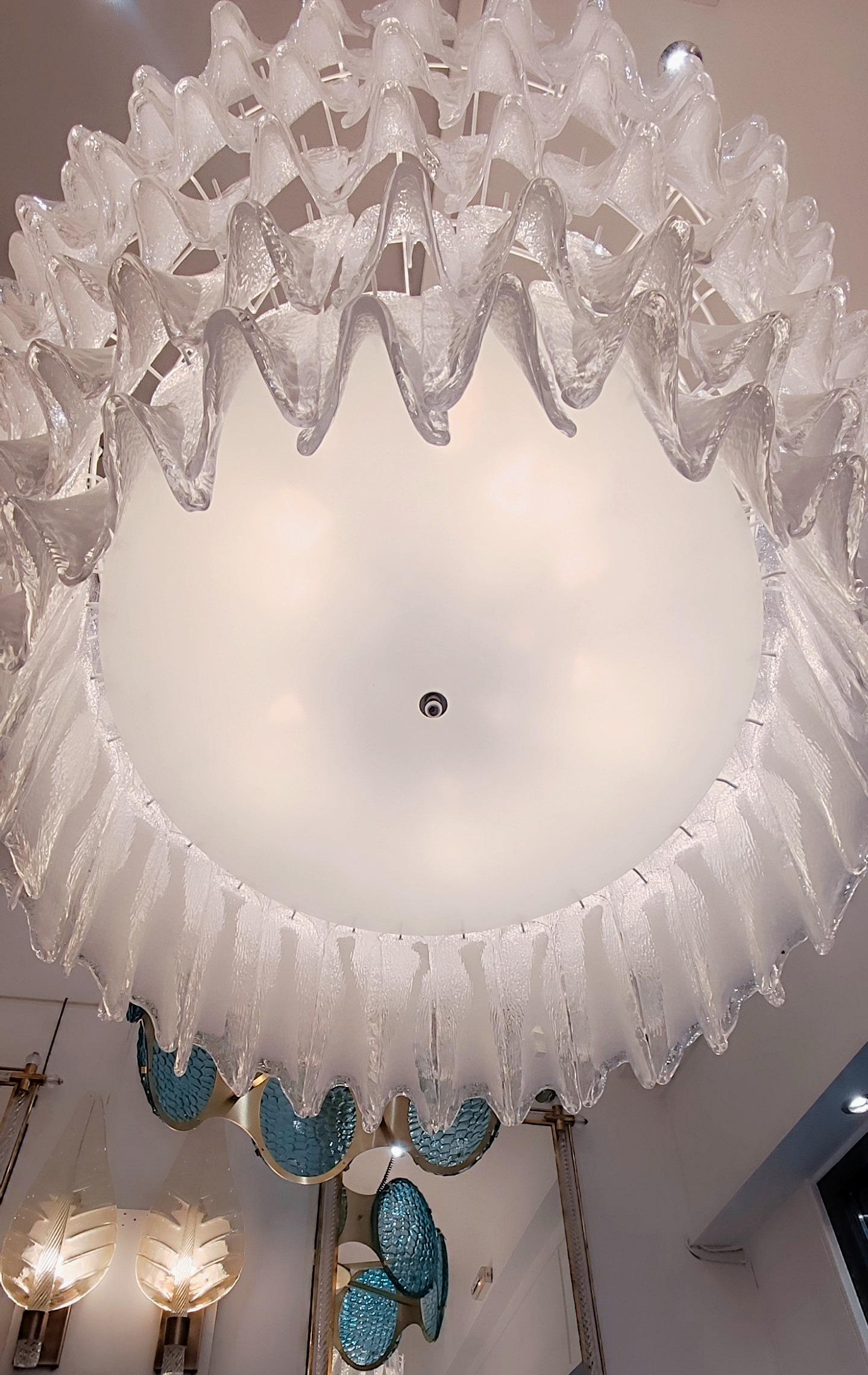 Huge Murano glass chandelier For Sale 3