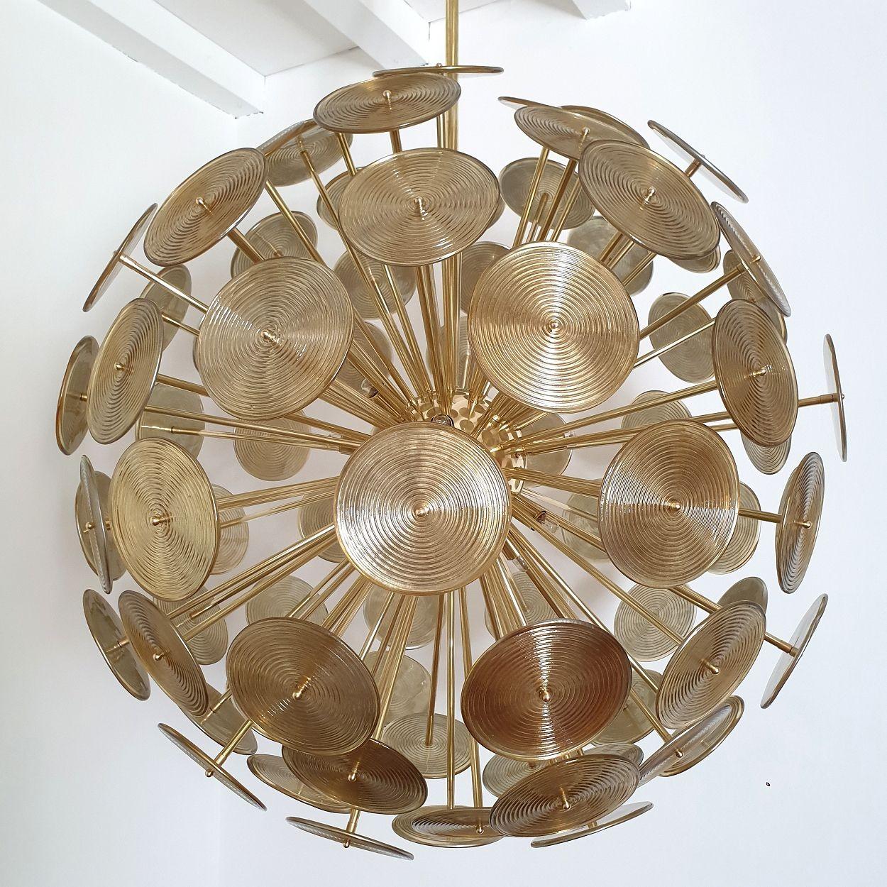 Italian Huge Murano glass disc Sputnik chandelier For Sale