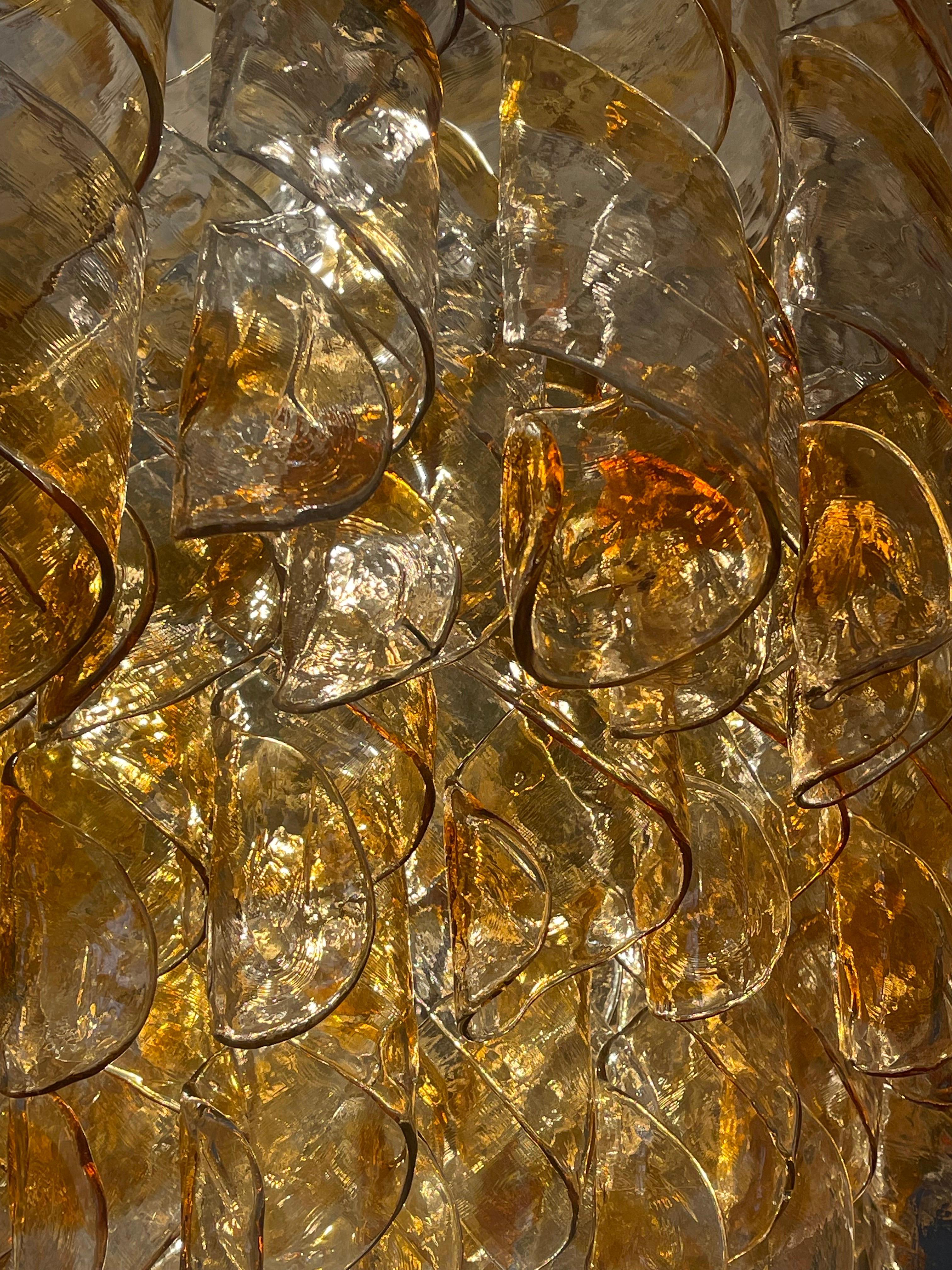 Énorme verre ambré en spirale de Murano  Lustre Kaiser par Kaiser, vers les années 1960 en vente 2
