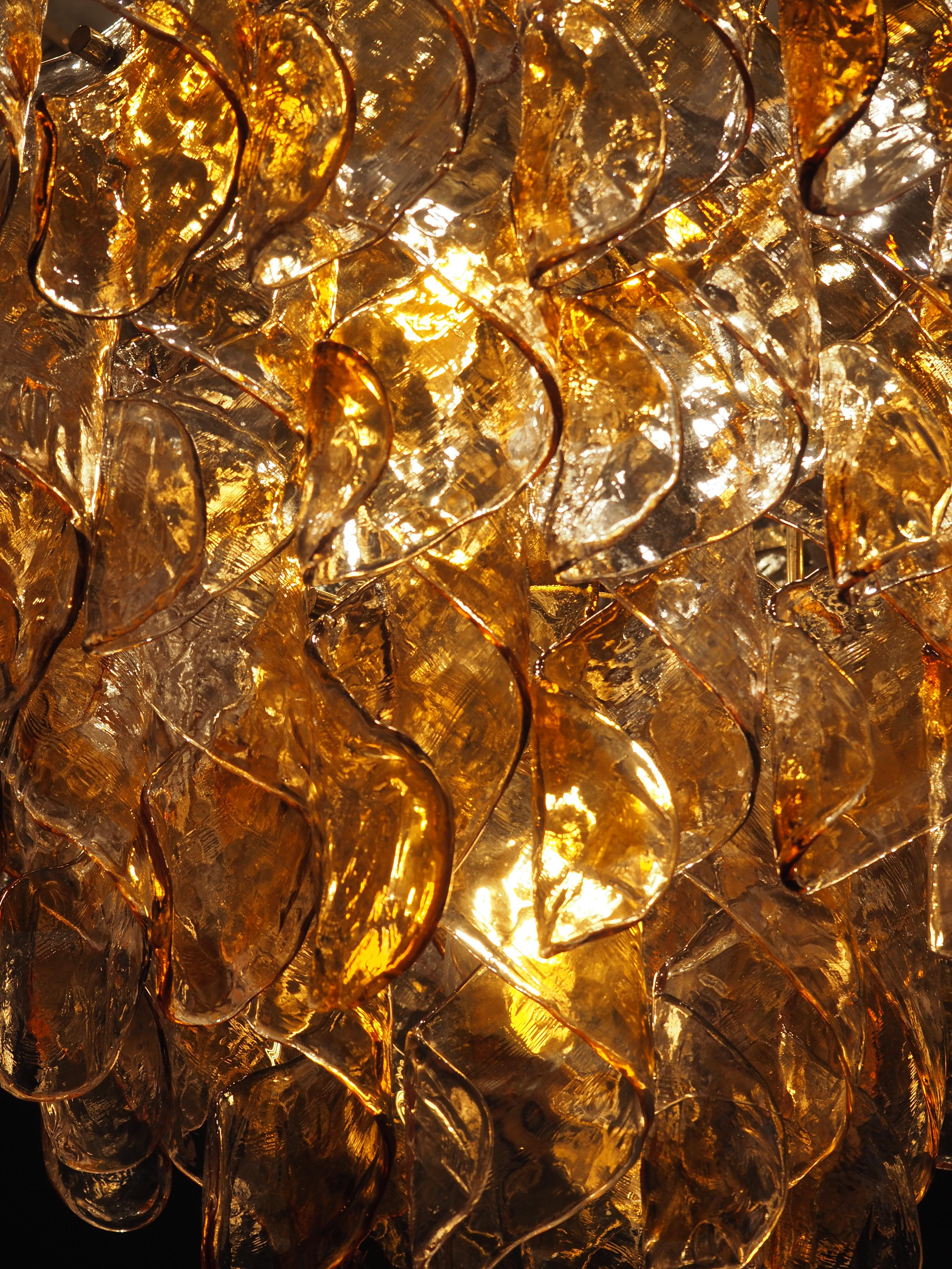Métal Énorme verre ambré en spirale de Murano  Lustre Kaiser par Kaiser, vers les années 1960 en vente