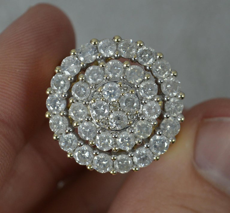 Huge Natural 3.00ct Diamond 9ct Gold Cluster Bling Ring For Sale 1