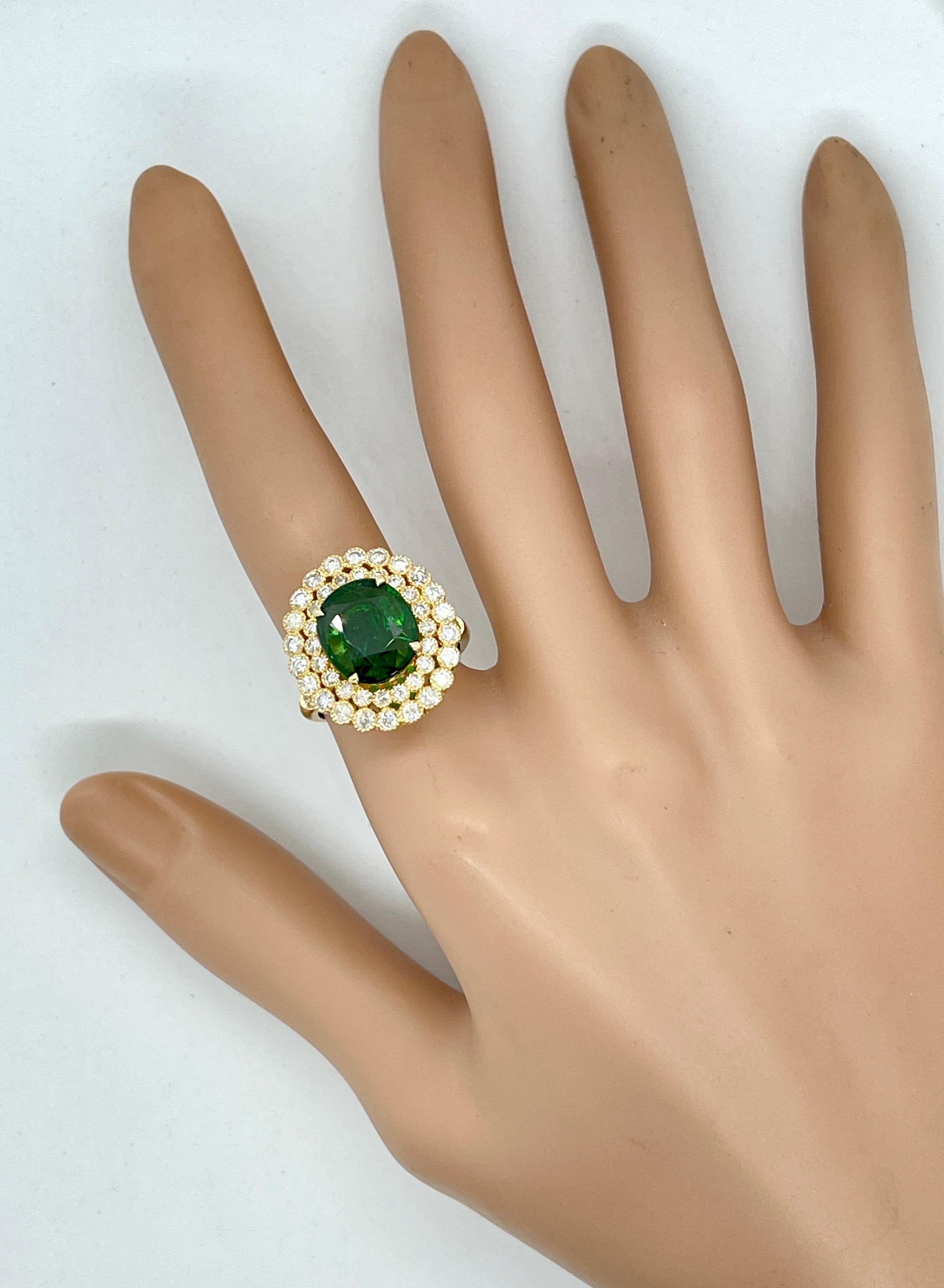 Women's Huge Natural 4.52ct Tsavorite Garnet Diamond Ring 18ct Yellow Gold Valuation For Sale