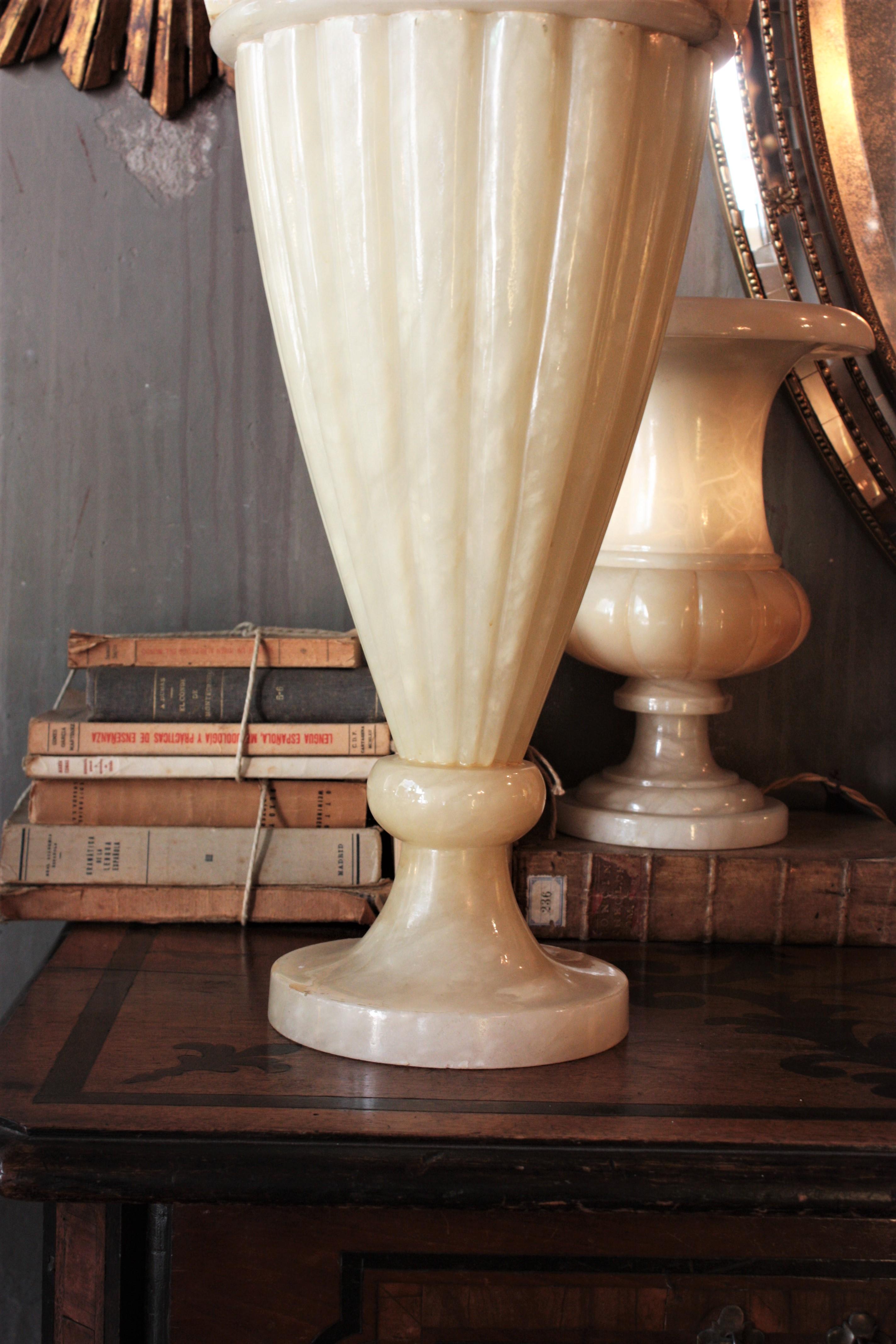 Huge Neoclassical Alabaster Urn Lamp and Column Pedestal Stand For Sale 5