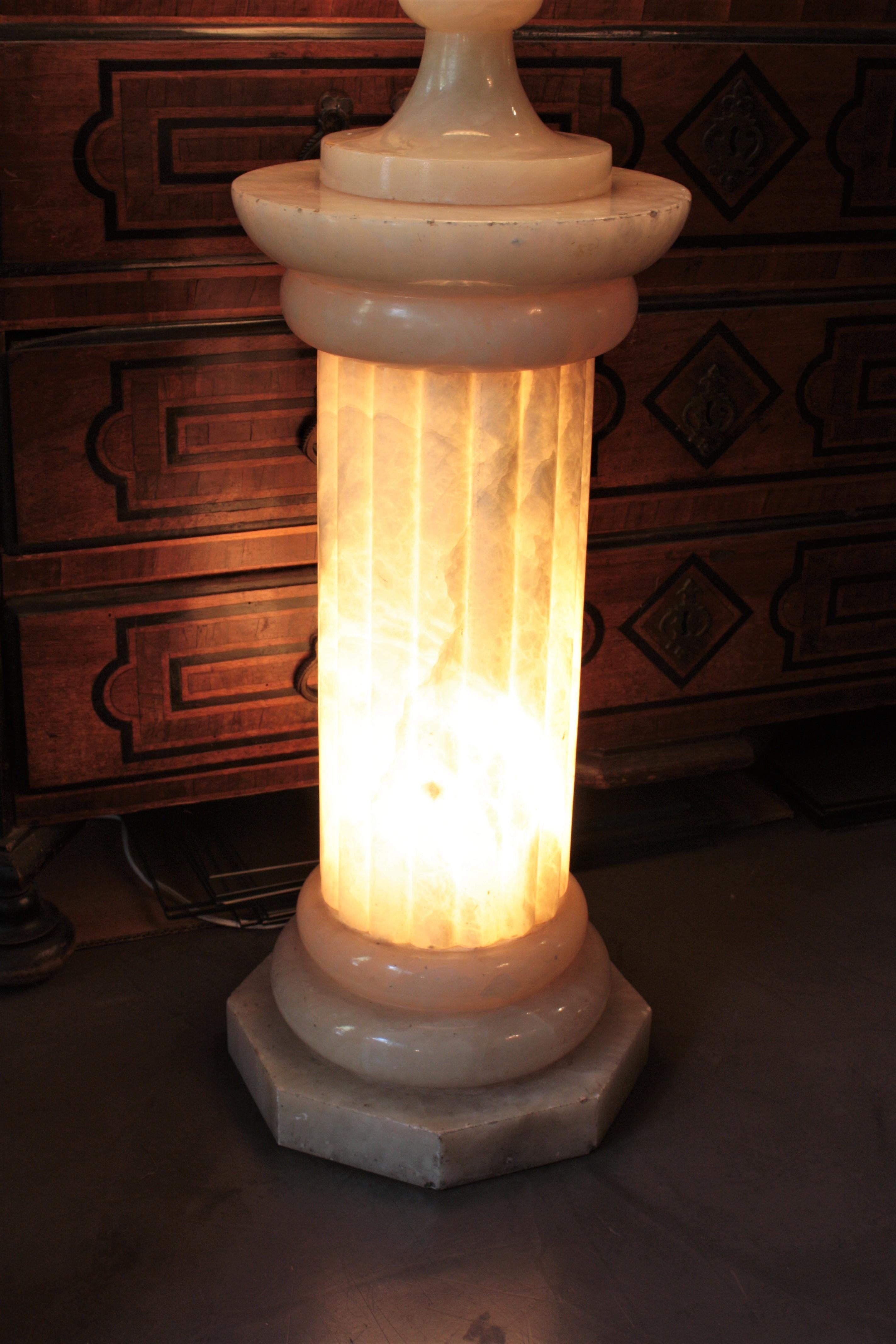 Huge Neoclassical Alabaster Urn Lamp & Column Pedestal Stand For Sale 12