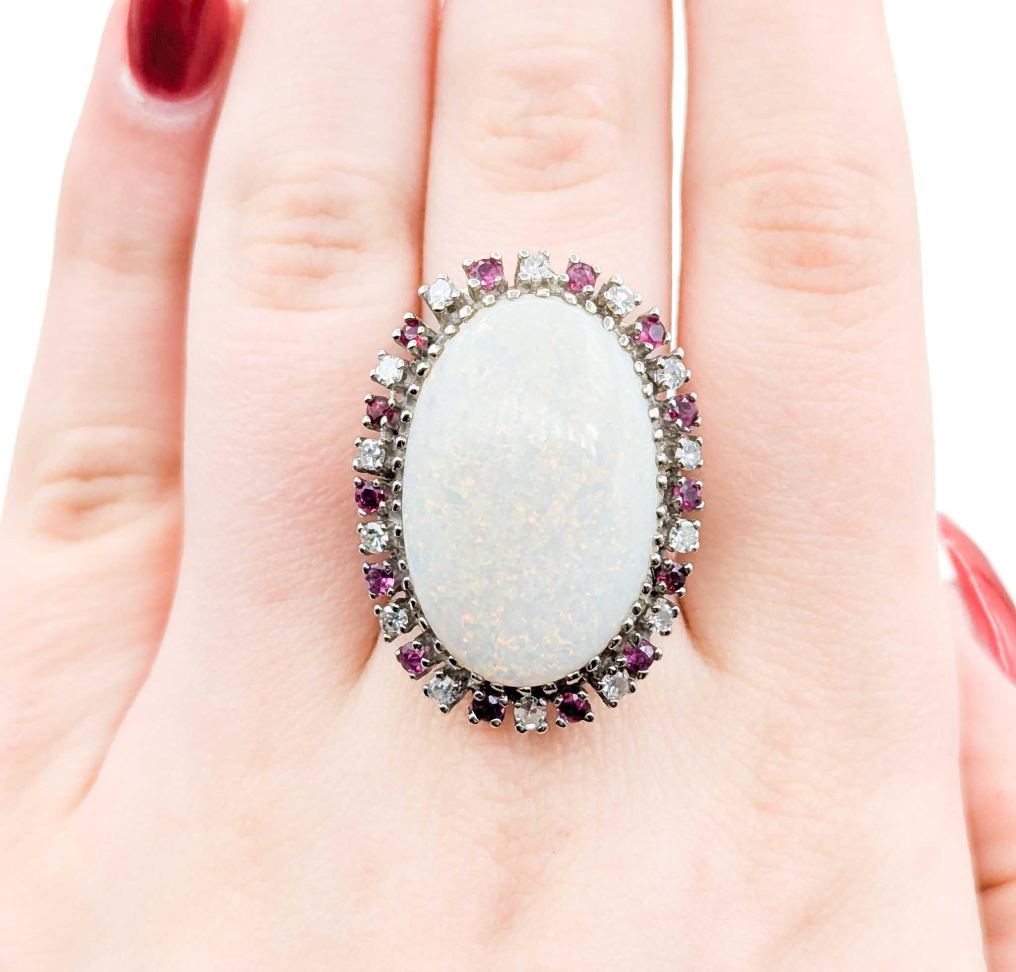 Huge Opal & Diamond Cocktail Ring in White Gold In Excellent Condition For Sale In Bloomington, MN
