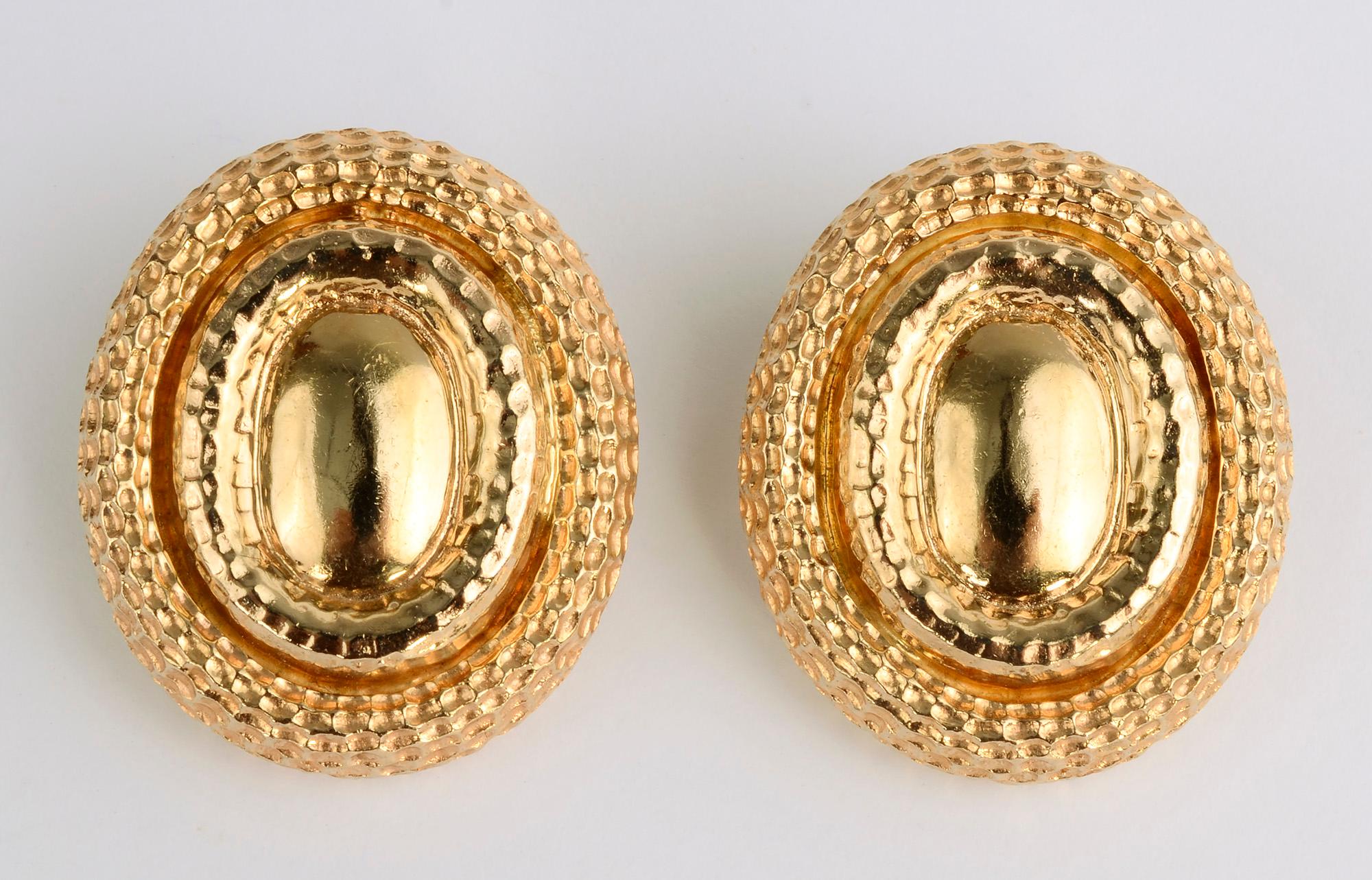 Huge Oval Gold Earrings In Excellent Condition For Sale In Darnestown, MD