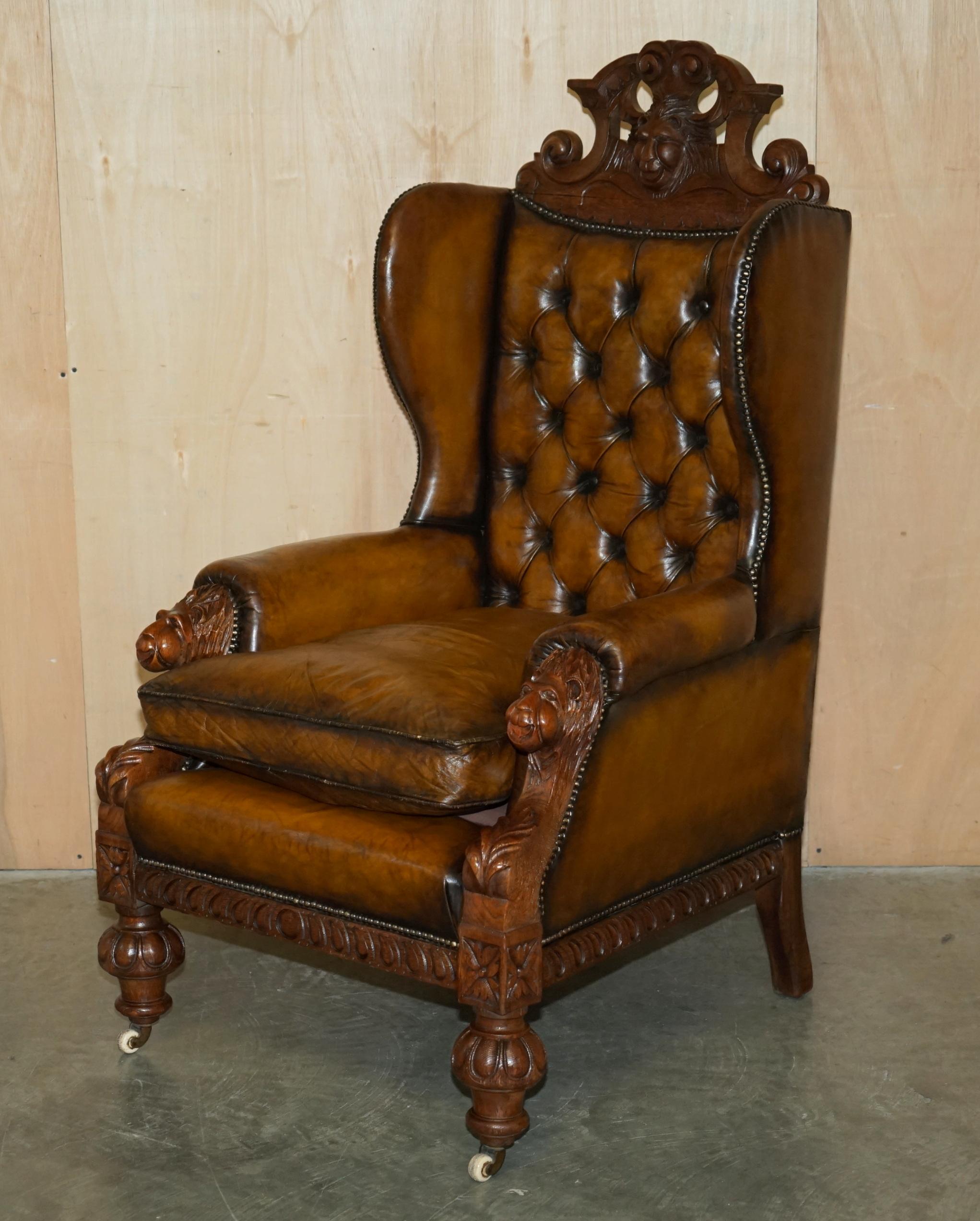 HUGE PAIR OF ANTiQUE VICTORIAN LION CARVED CHESTERFIELD BROWN LEATHER ARMCHAIRS For Sale 9