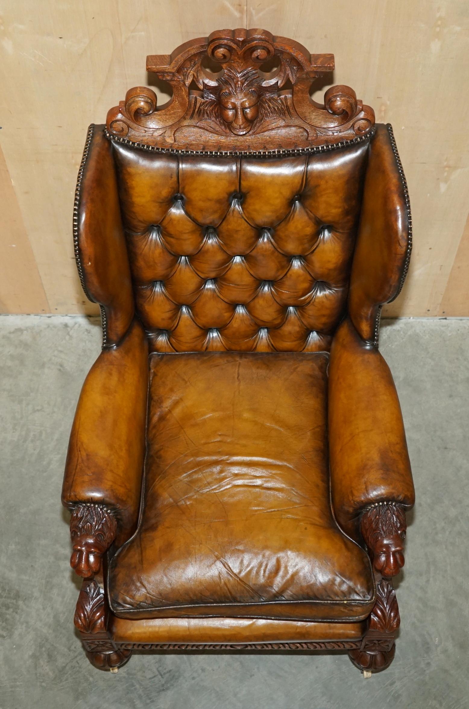 HUGE PAIR OF ANTiQUE VICTORIAN LION CARVED CHESTERFIELD BROWN LEATHER ARMCHAIRS For Sale 11