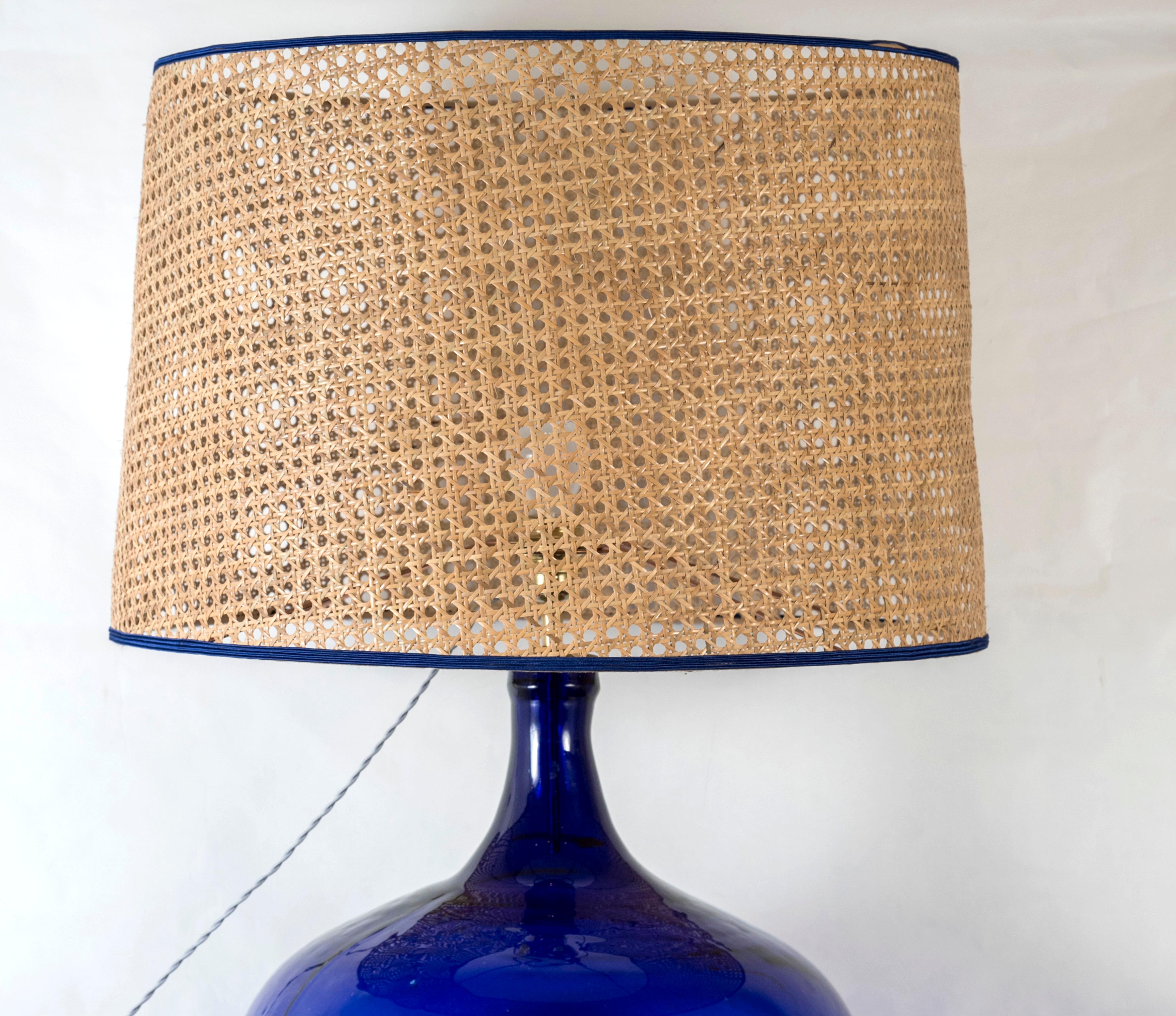 Very nice pair of lamps 
France, 1960s
Dimensions given without shade
Shade: Diameter 60 cm, high 40 cm.