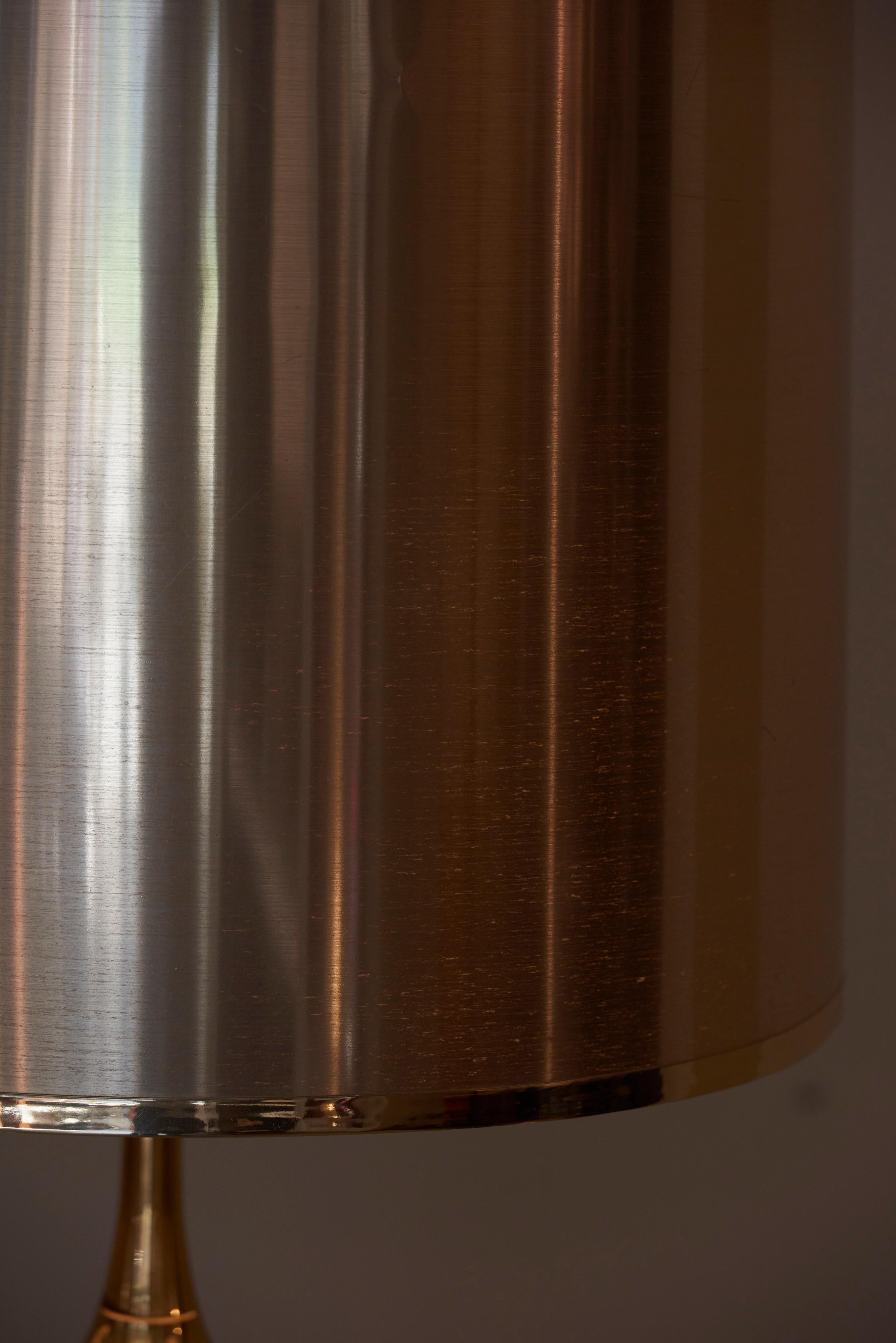 German Huge Pair of Hollywood Regency Design Table Lamps in Brass with Metallic Shade