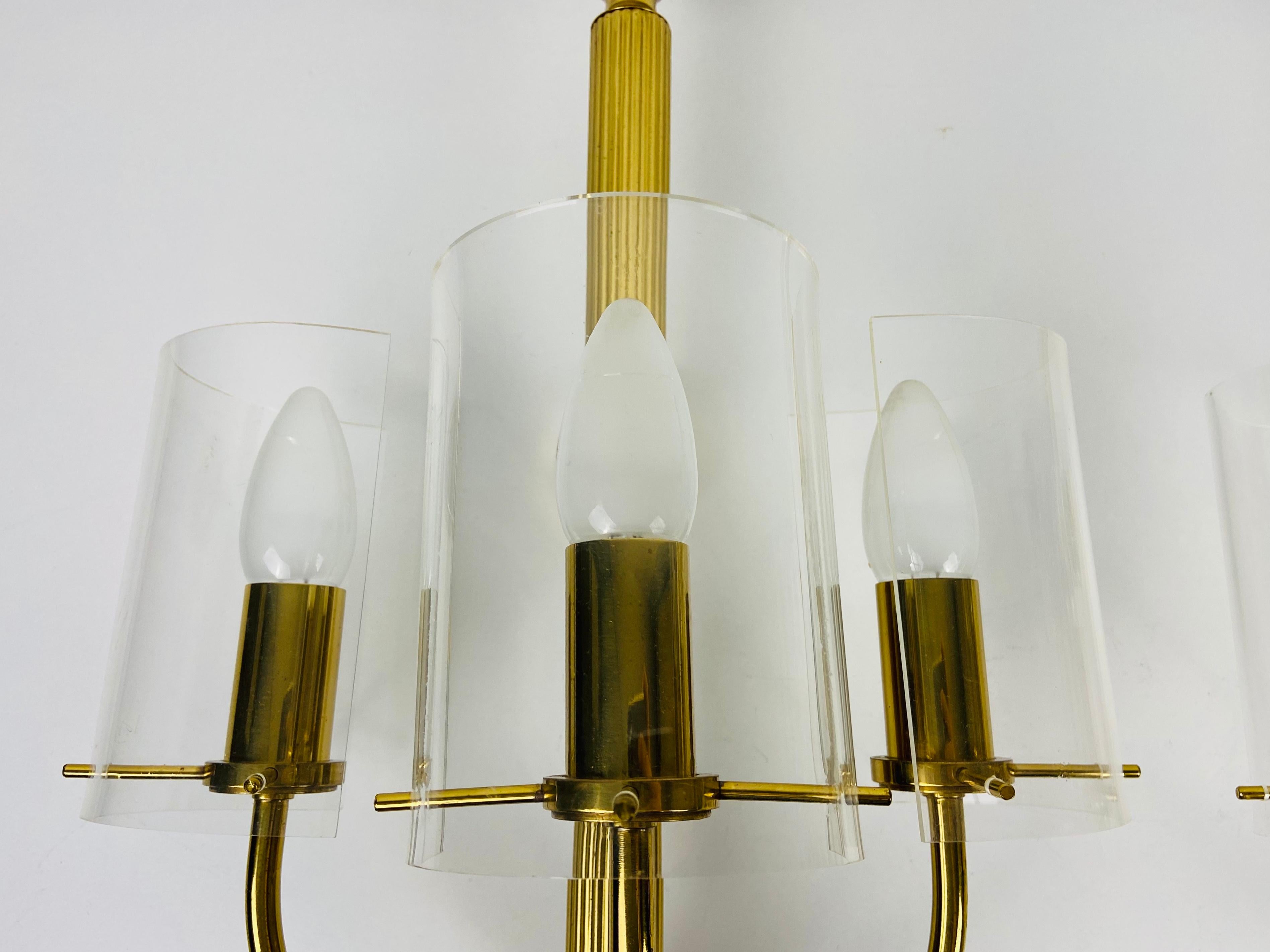 Huge Pair of Mid-Century Modern Brass and Perspex Cinema Wall Lamps, 1950s For Sale 4