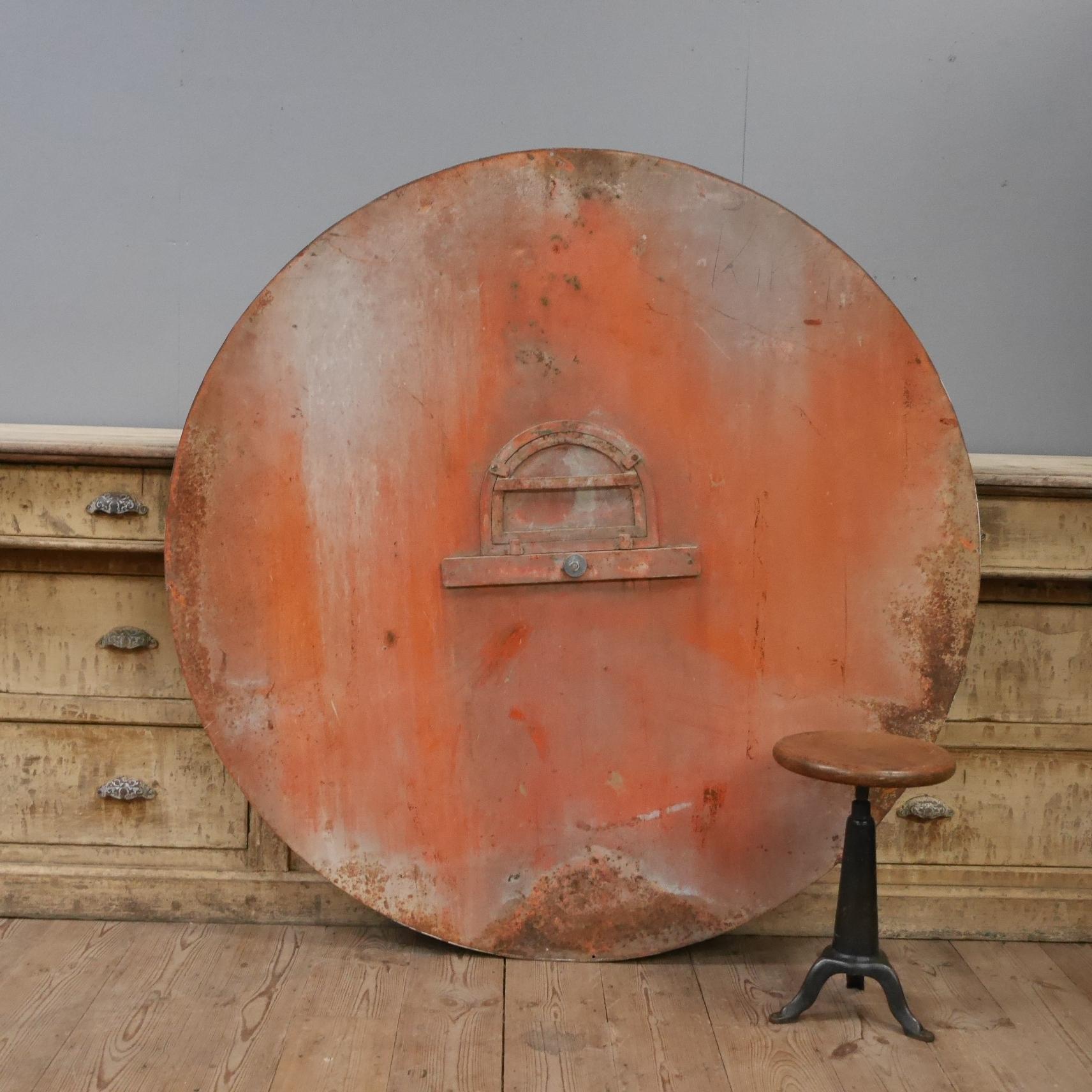 Huge Parisian Tower Clock Face in Original Paint In Good Condition For Sale In Downham Market, GB