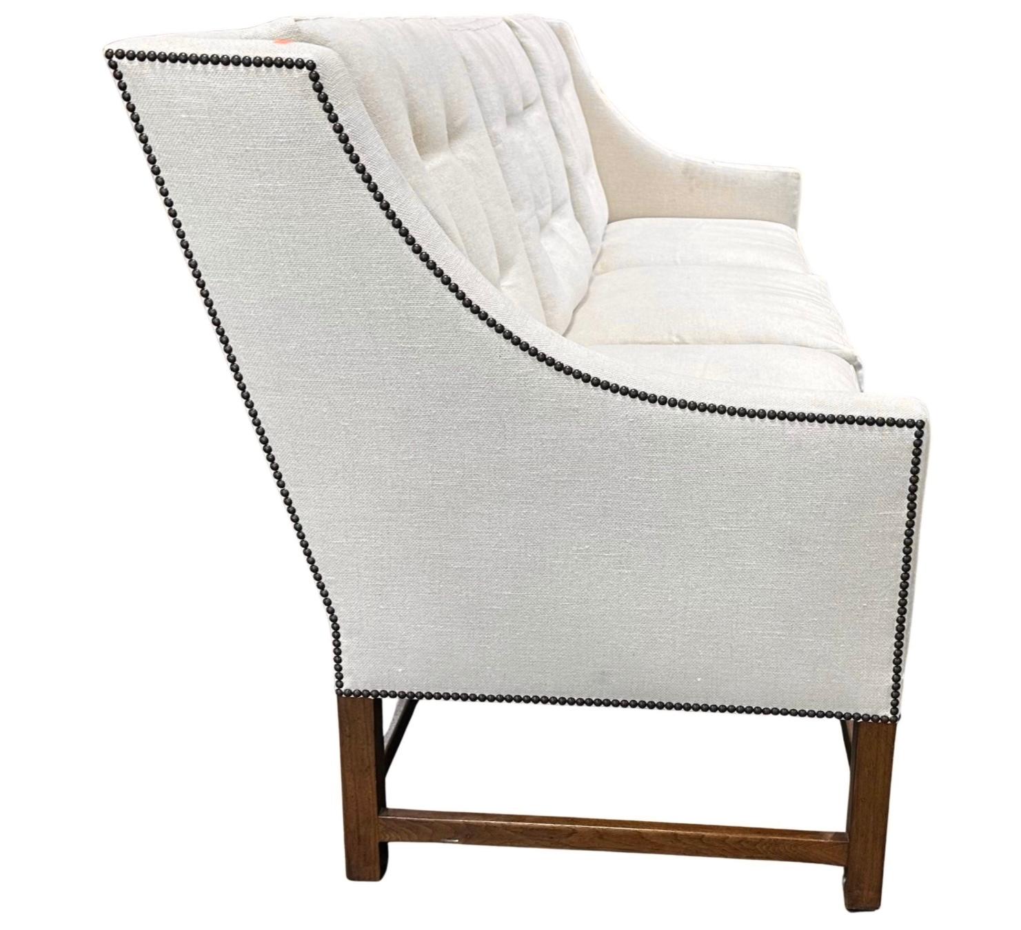 Enorme Paul Ferrante Sofá Settee Mitchell de caoba y plumón Estadounidense en venta