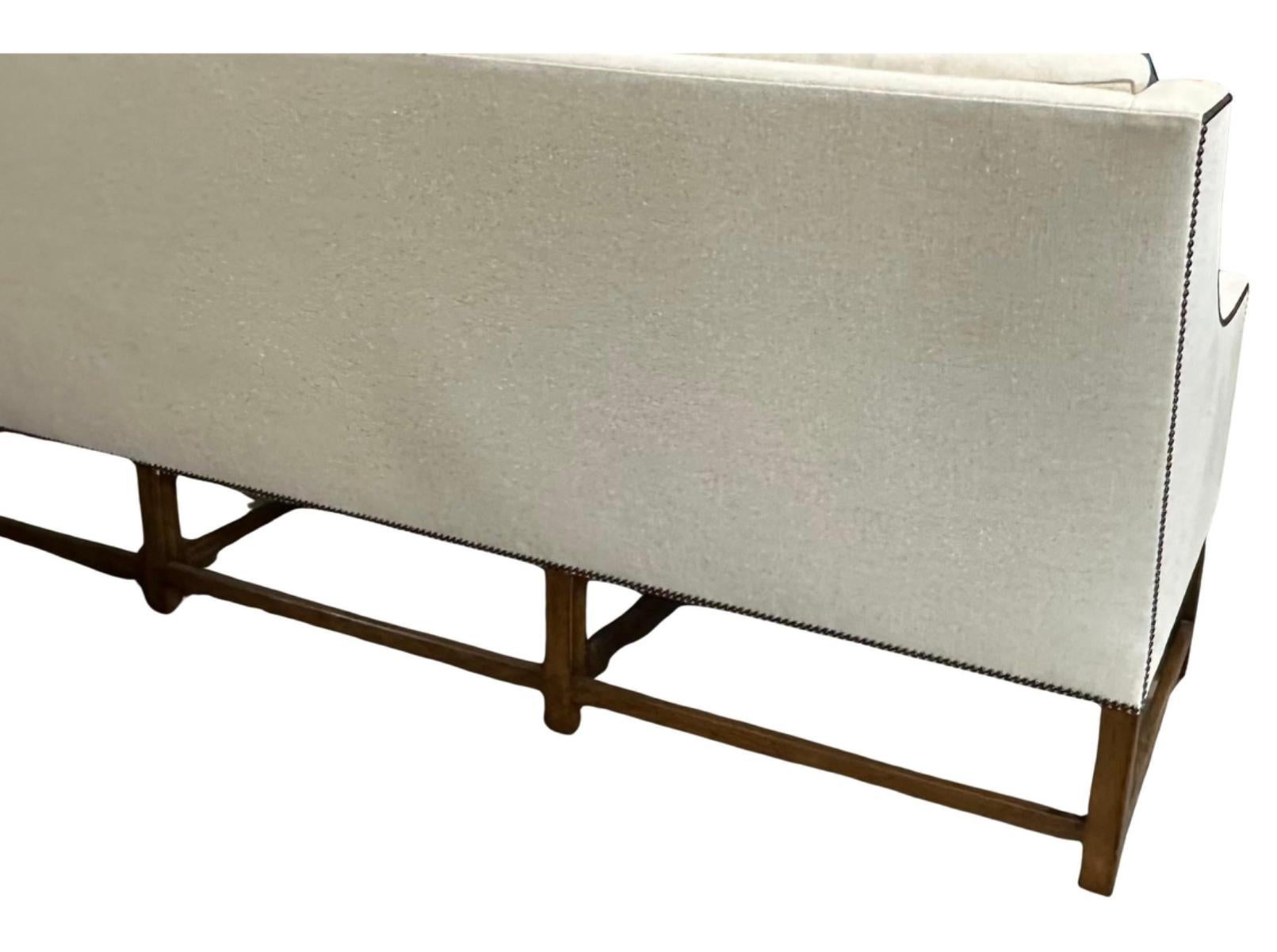 Enorme Paul Ferrante Sofá Settee Mitchell de caoba y plumón en Bueno estado para la venta en LOS ANGELES, CA