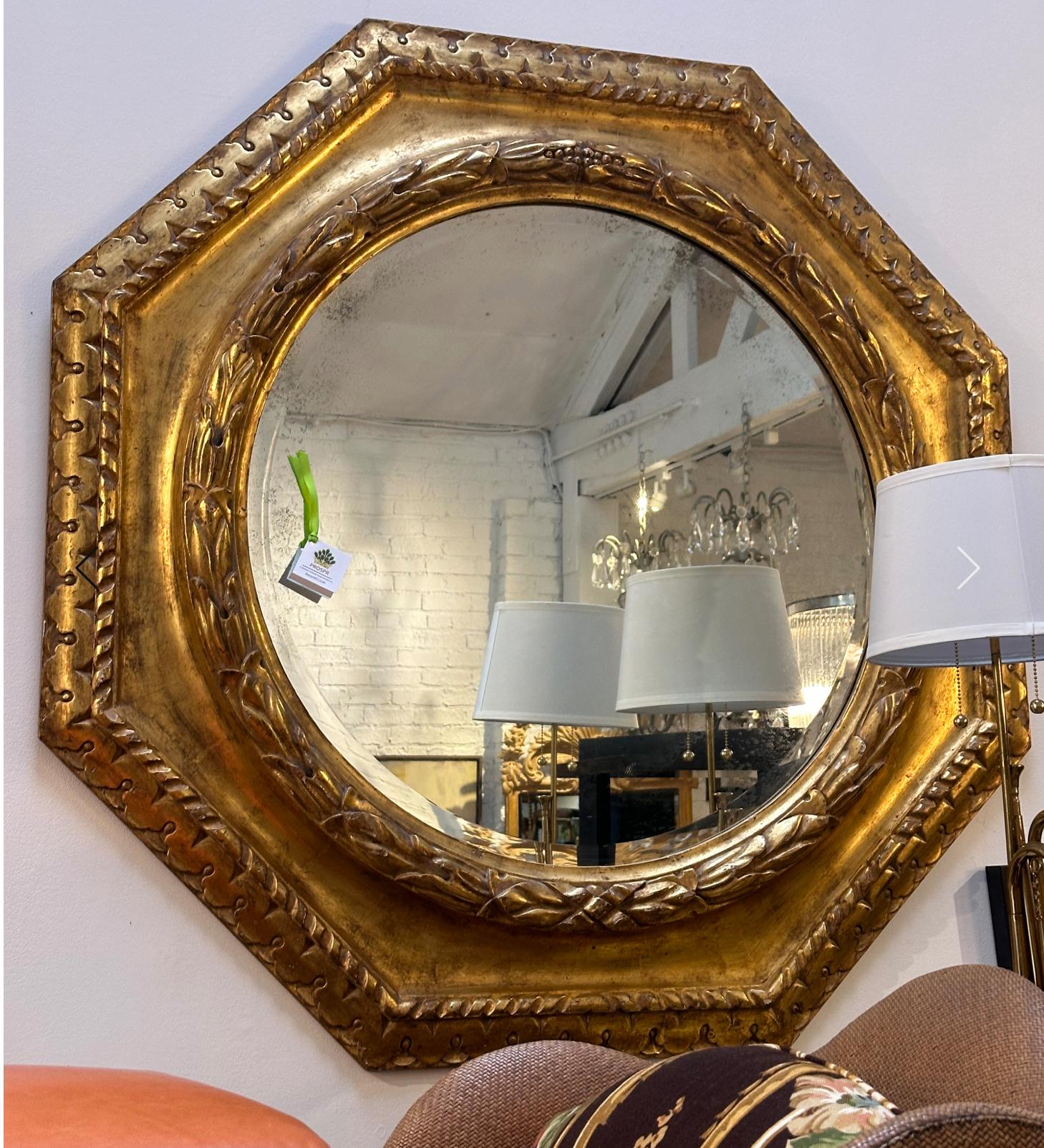 Huge Paul Ferrante Regency Octagonal Giltwood Mirror With Bevel In Good Condition For Sale In LOS ANGELES, CA