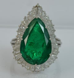 Huge Pear Cut Emerald and 5.00 Carat Diamond 18 Carat Gold Cocktail Ring