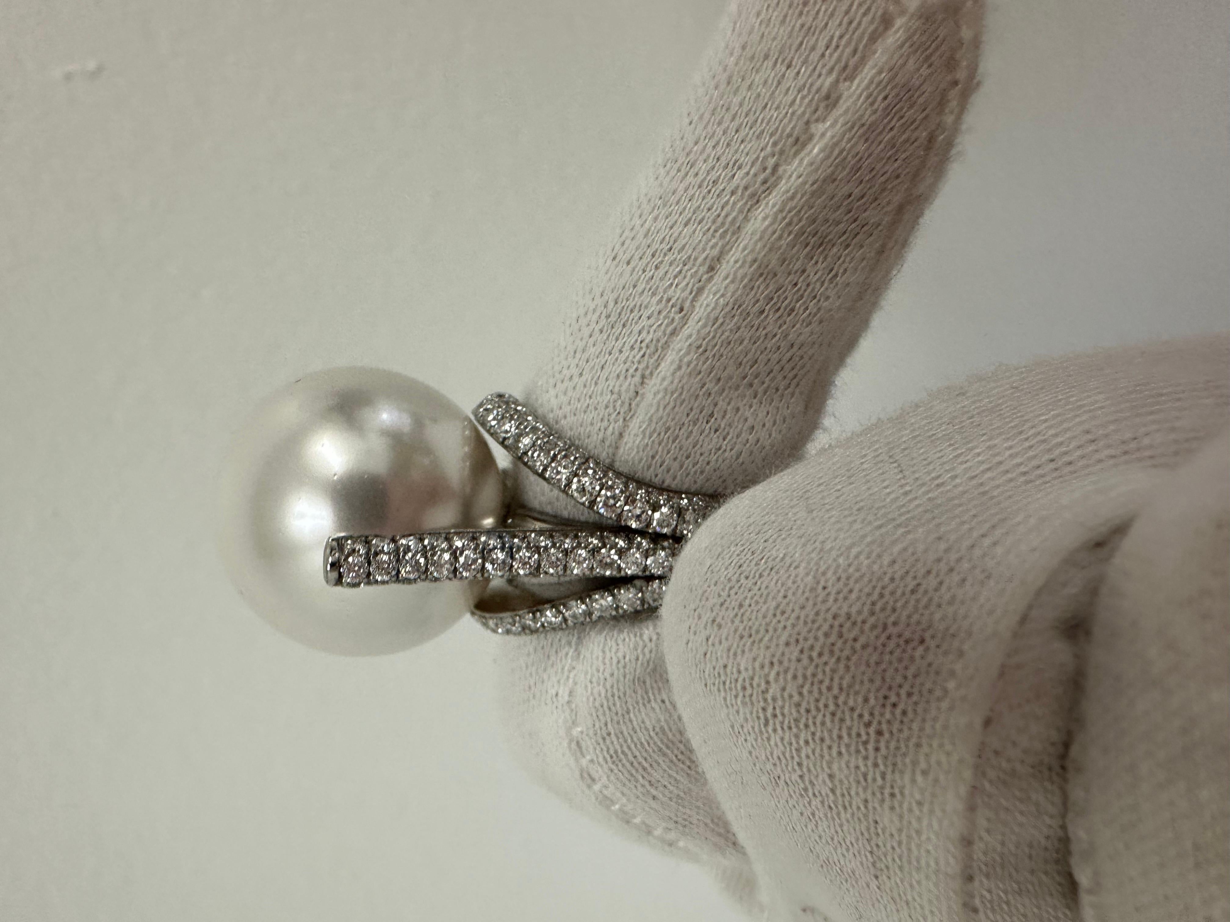 Huge pearl diamond ring 18KT white gold cocktail ring  For Sale 8