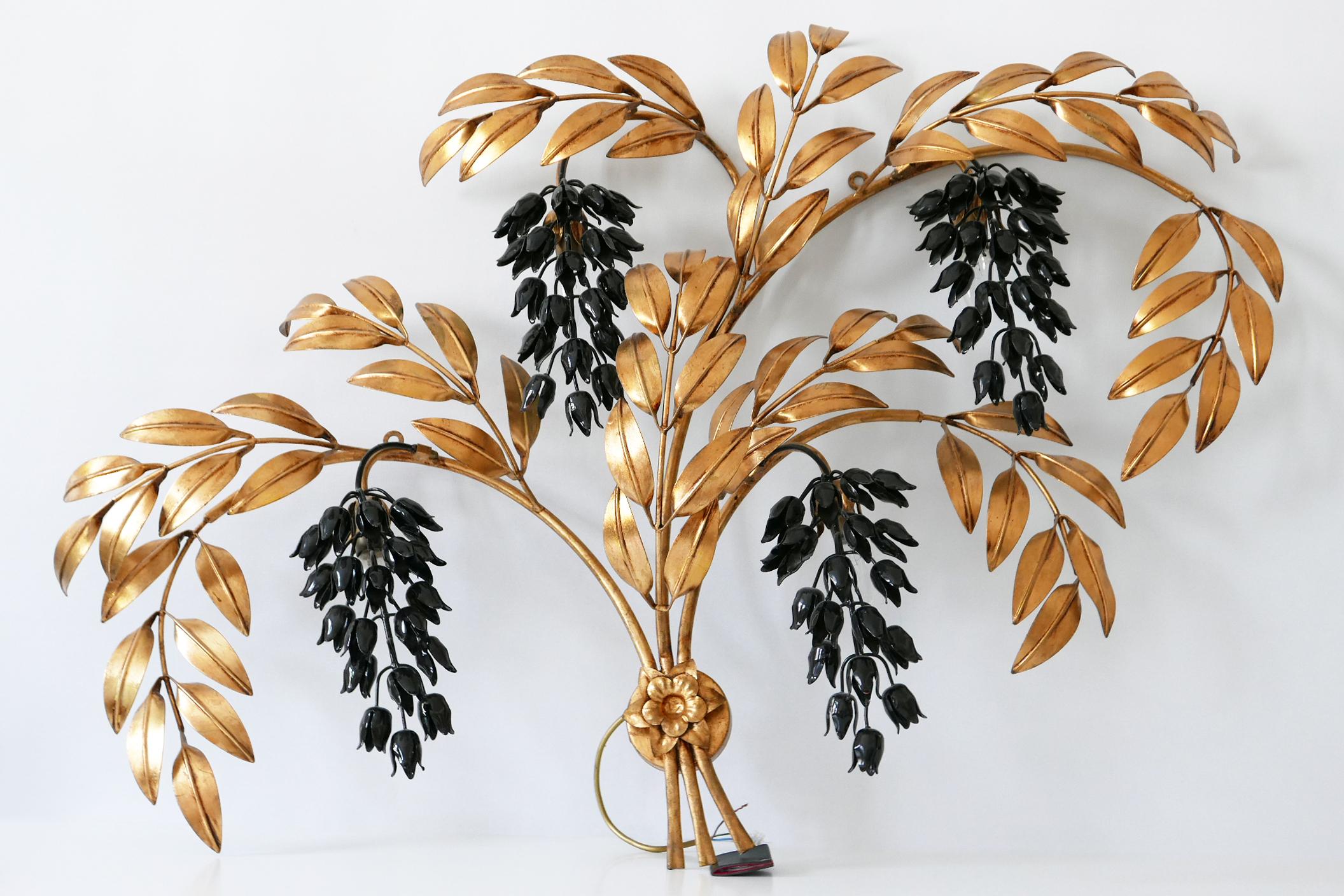 Huge Pioggia d'Oro Gilt Metal Wall Lamp or Sconce by Hans Kögl, 1970s, Germany For Sale 2